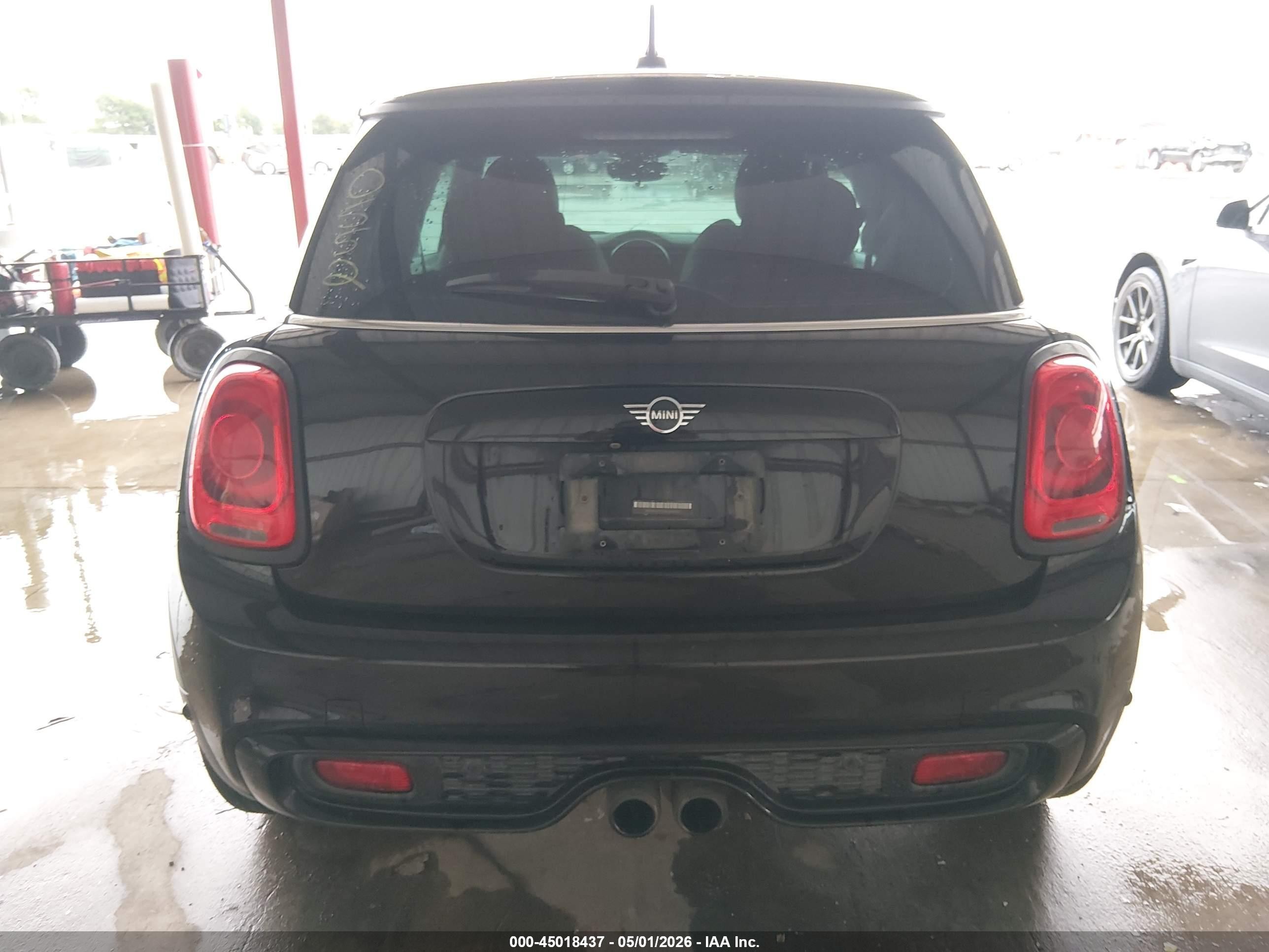 2019 Mini Hardtop Cooper S Черный vin: WMWXP7C5XK2A50552