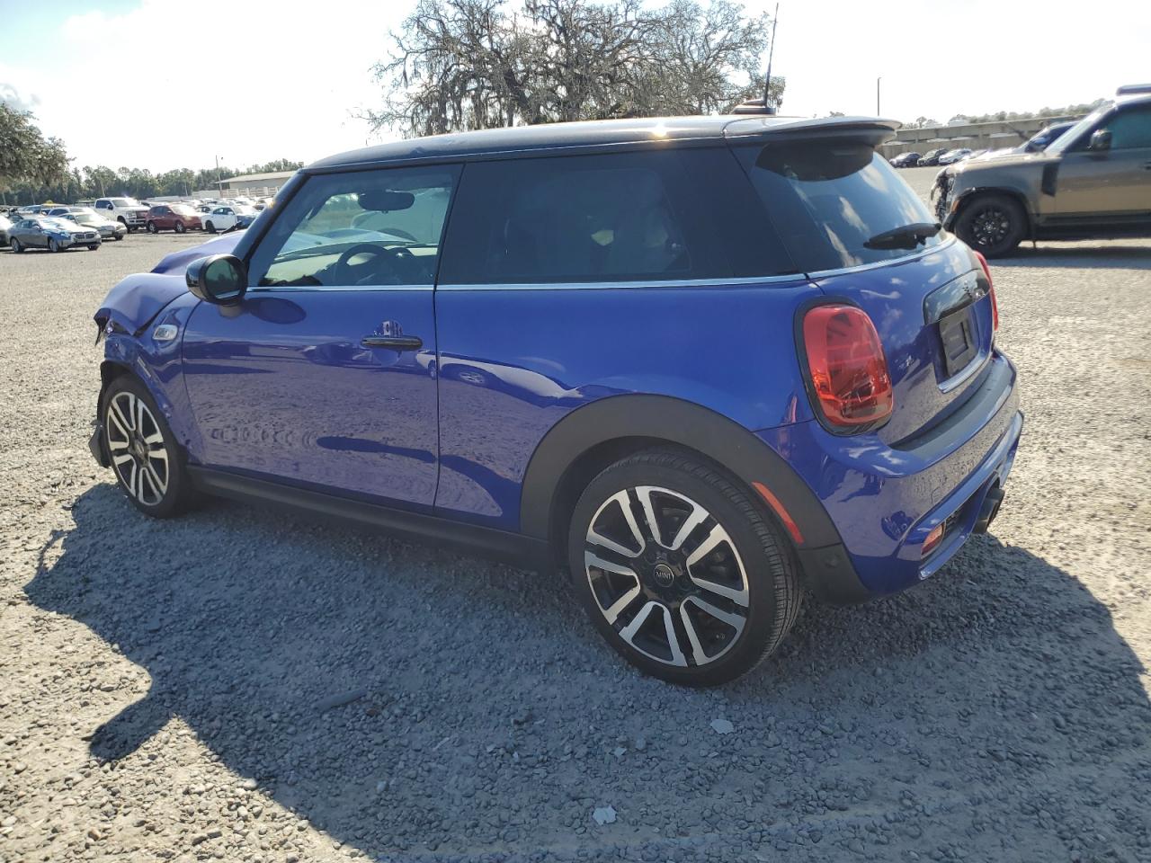 2021 Mini Cooper S Blue vin: WMWXR5C03M2N54007