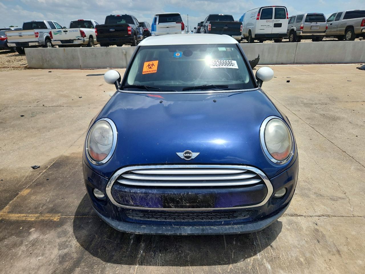2015 Mini Cooper Blue vin: WMWXS5C50FT830950