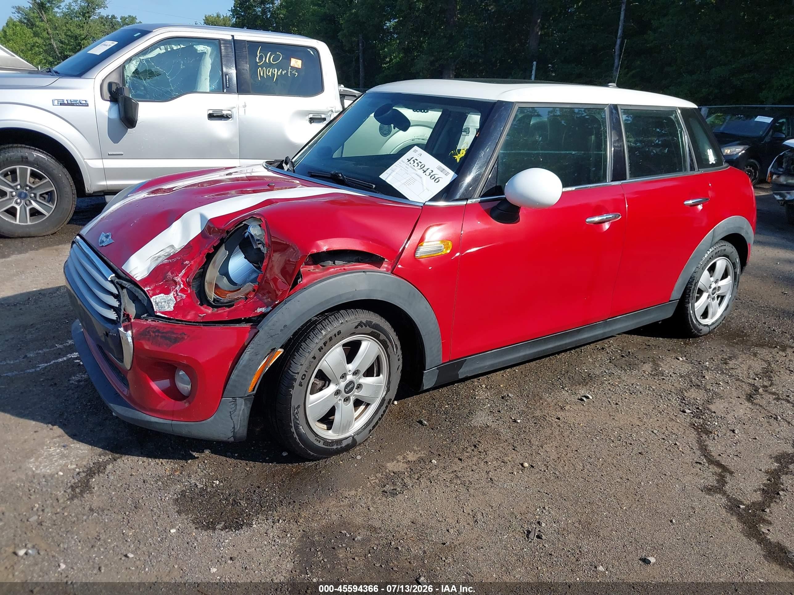 2015 Mini Hardtop Cooper Red vin: WMWXS5C53FT827461