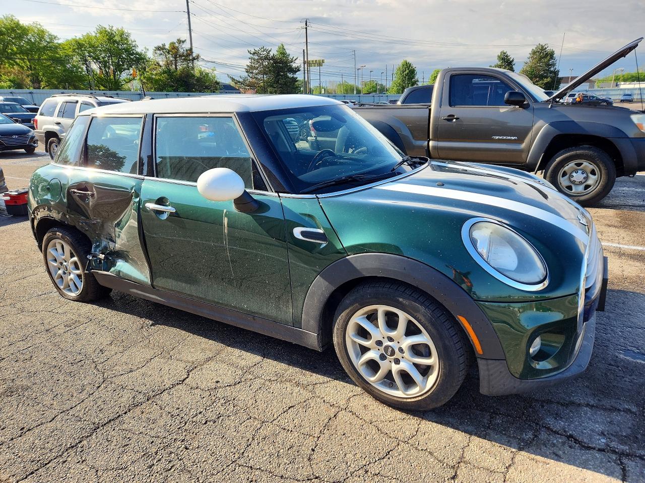 2015 Mini Cooper Green vin: WMWXS5C53FT828786
