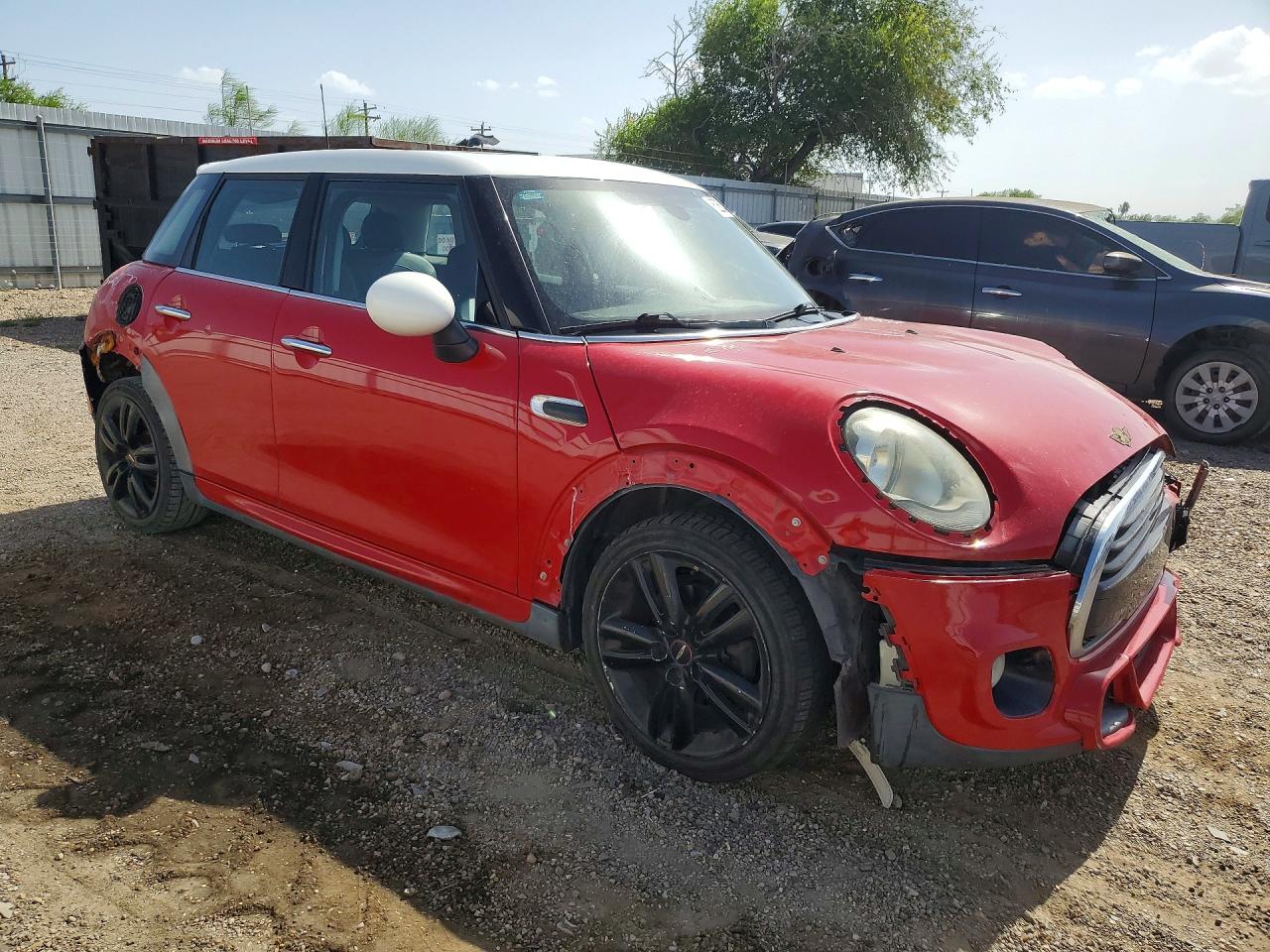2015 Mini Cooper Red vin: WMWXS5C54FT833754
