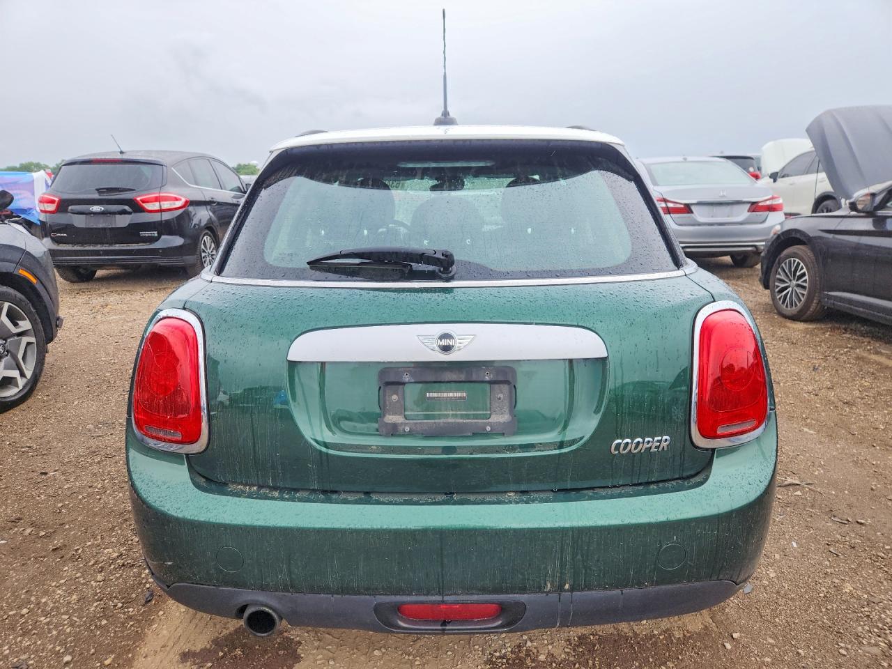 2015 Mini Cooper Зеленый vin: WMWXS5C55FT830197