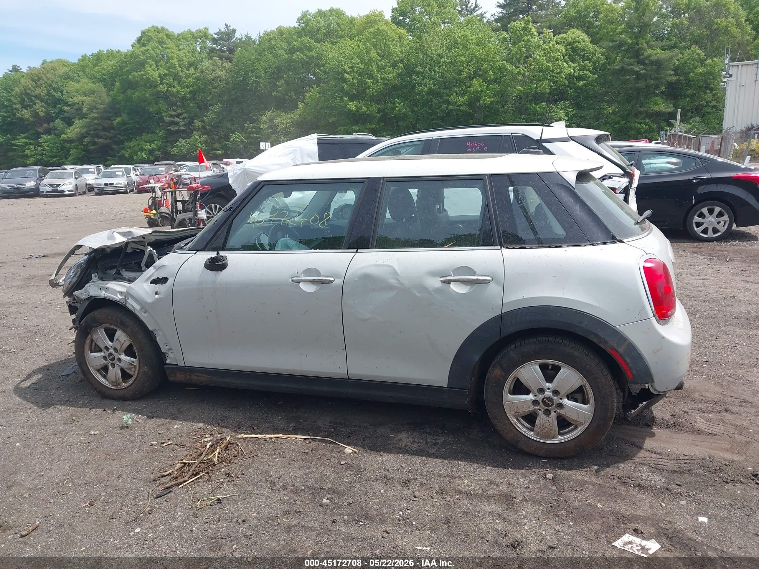 2015 Mini Hardtop Cooper White vin: WMWXS5C56FT827941