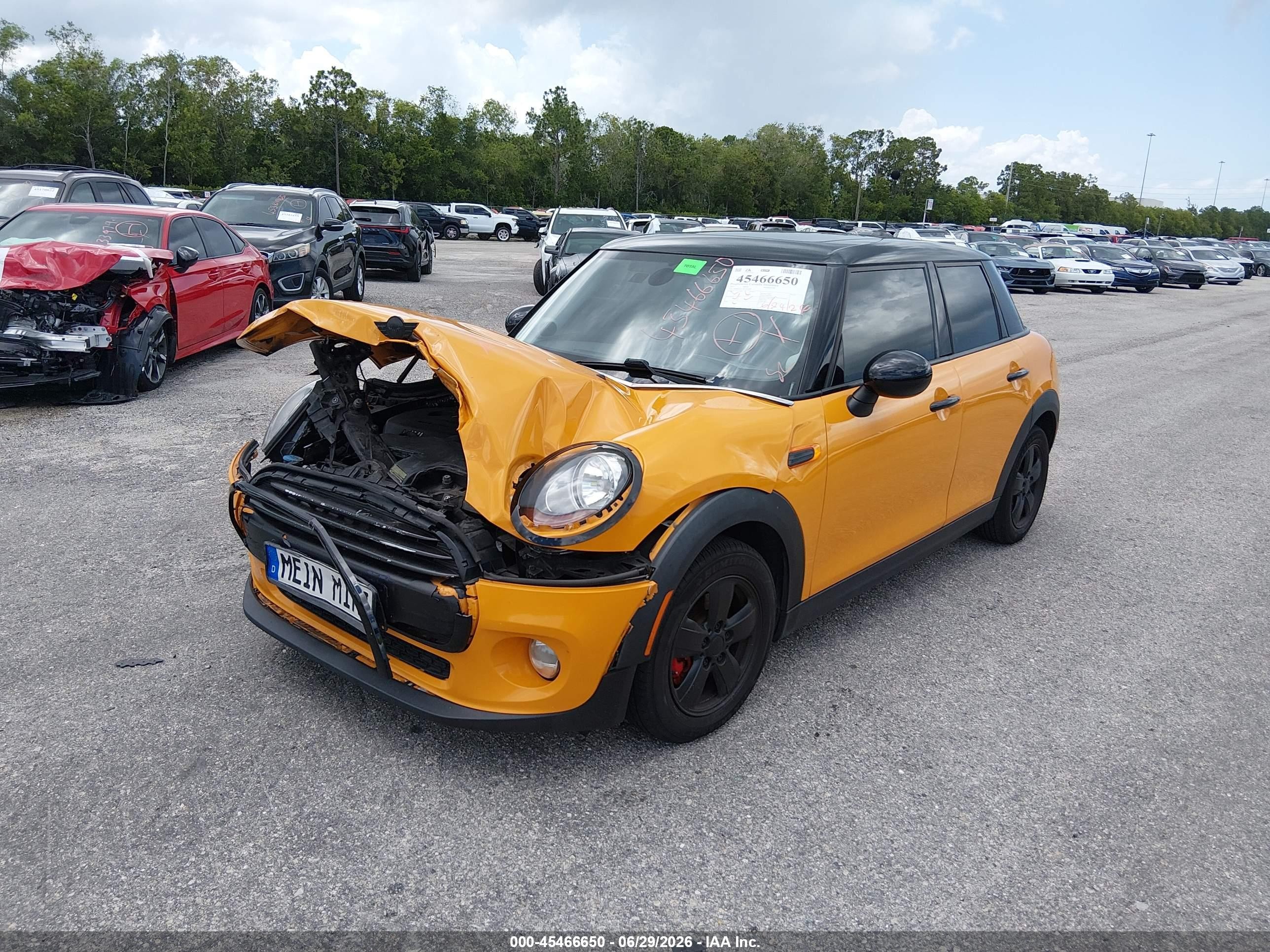 2015 Mini Hardtop Cooper Yellow vin: WMWXS5C56FT833092
