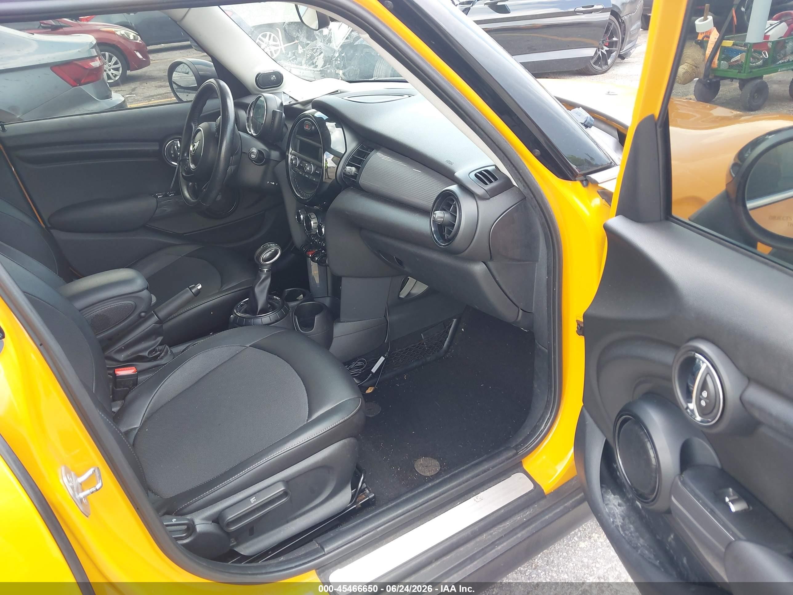 2015 Mini Hardtop Cooper Yellow vin: WMWXS5C56FT833092