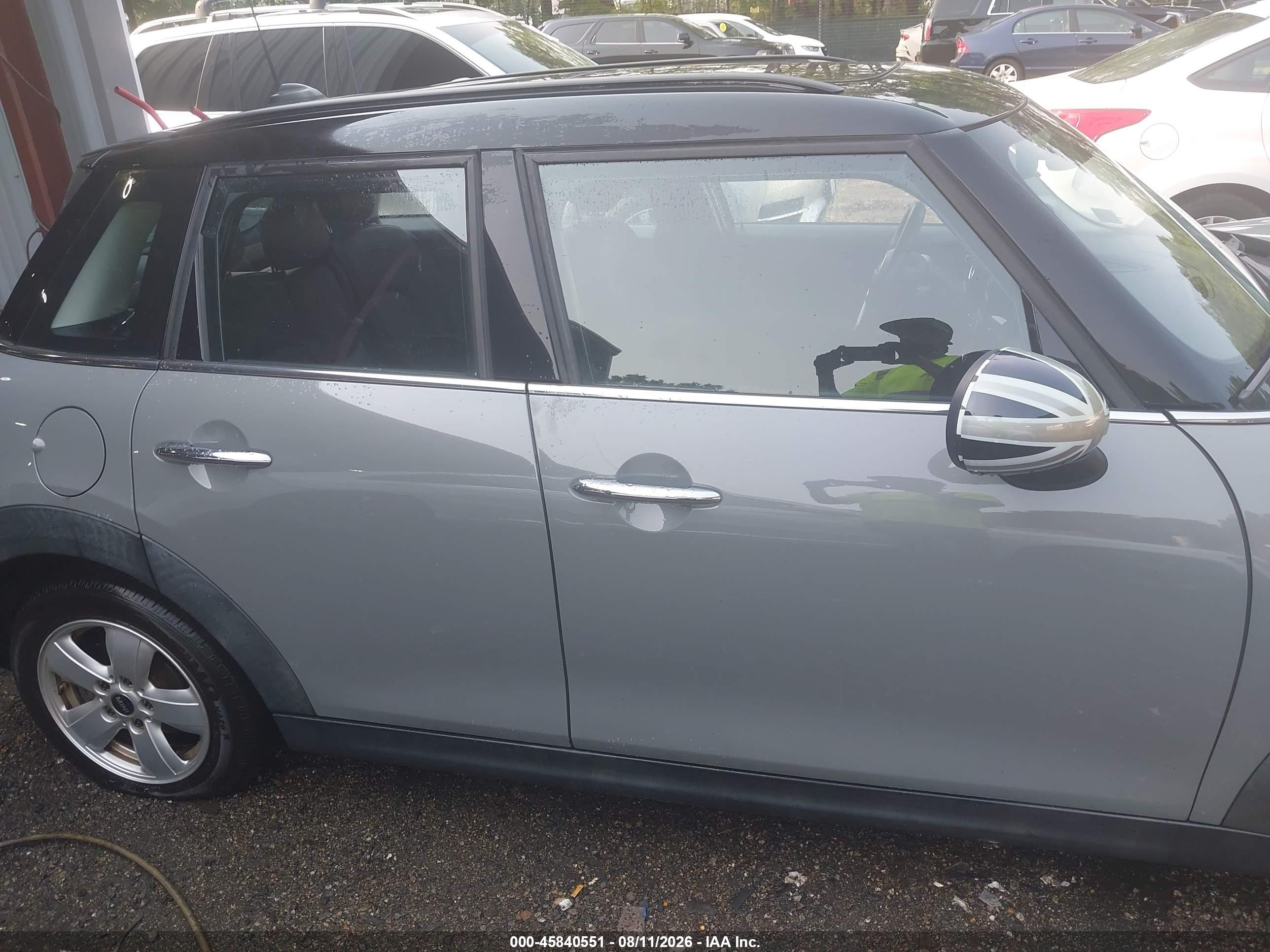 2015 Mini Hardtop Cooper Gray vin: WMWXS5C59FT830543