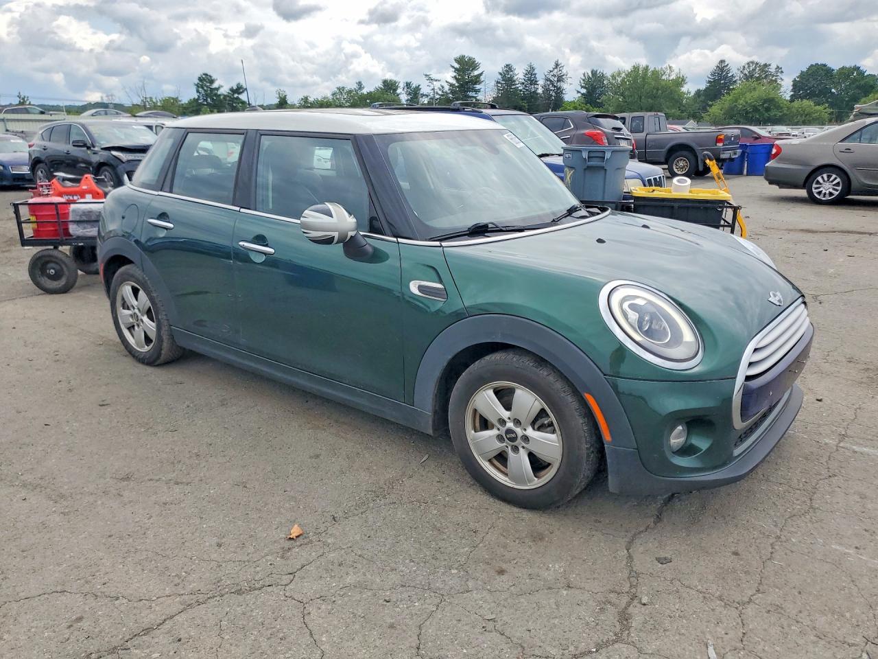 2015 Mini Cooper Green vin: WMWXS5C5XFT829658