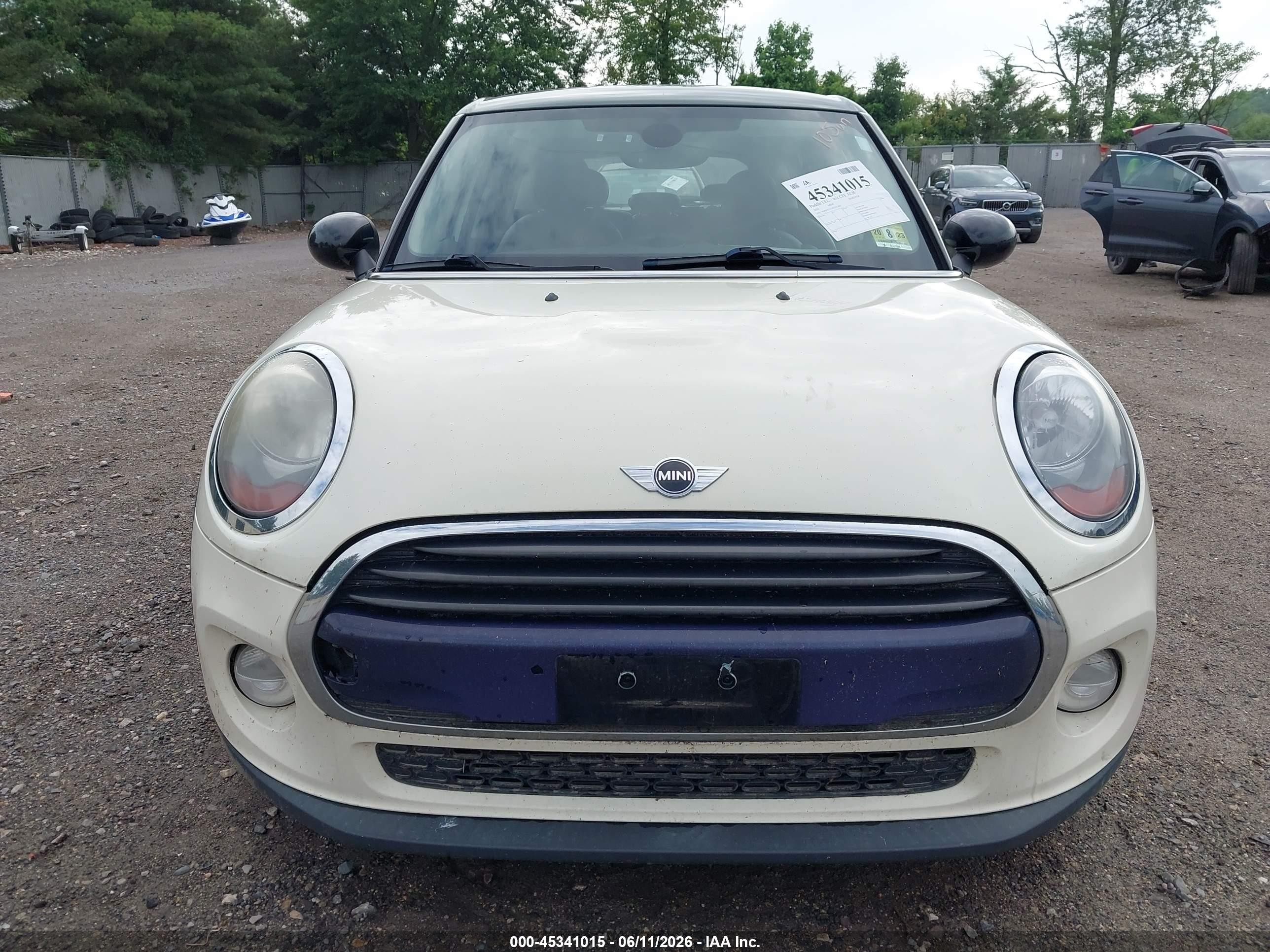 2016 Mini Hardtop Cooper Белый vin: WMWXU1C50G2D12821