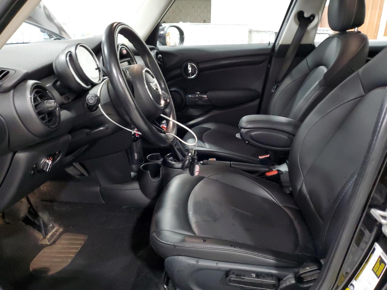 2018 Mini Cooper Черный vin: WMWXU1C50J2F81716