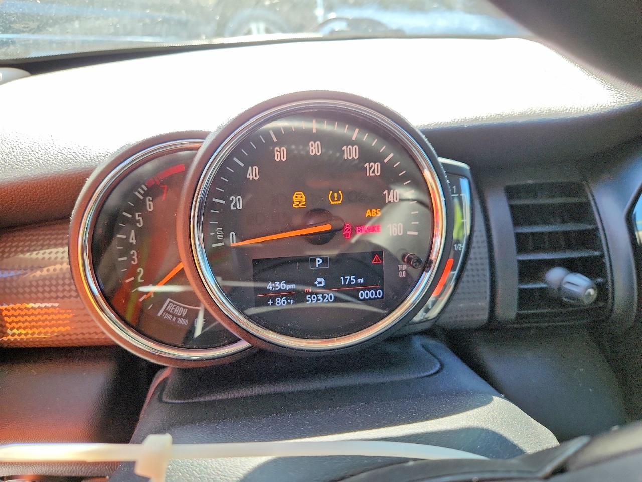 2018 Mini Cooper White vin: WMWXU1C59J2F80578