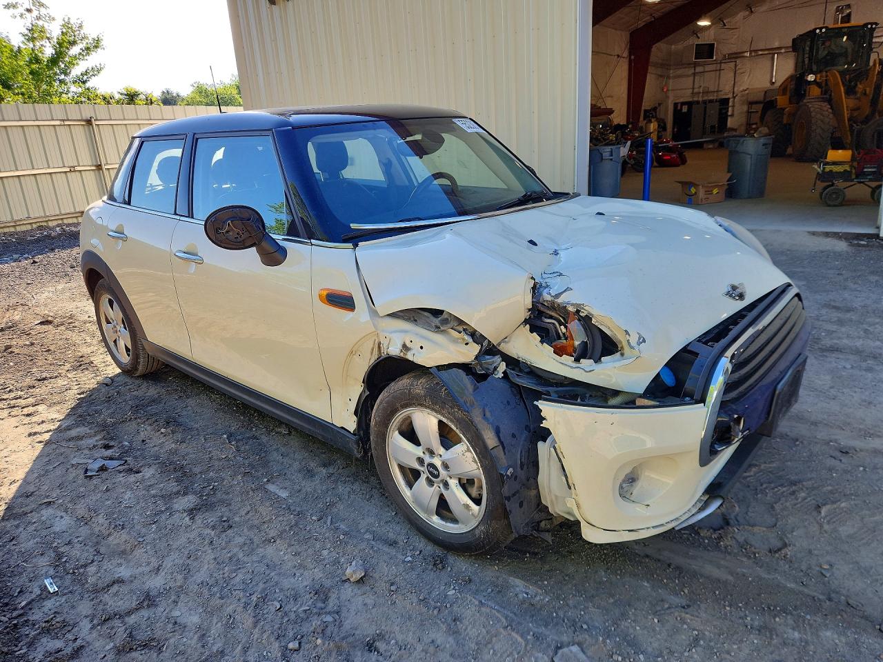 2018 Mini Cooper White vin: WMWXU1C59J2F80578