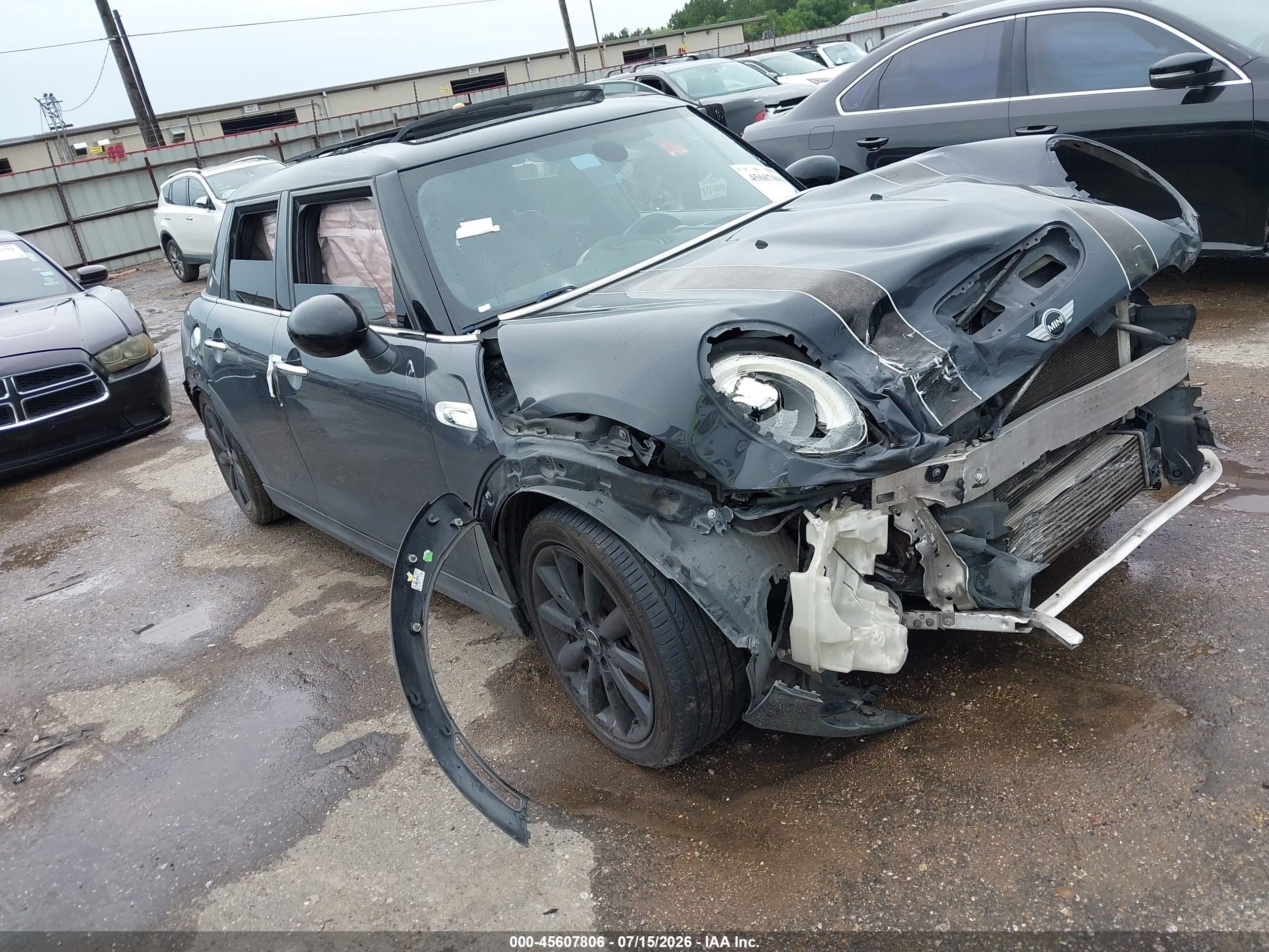 2015 Mini Hardtop Cooper S Gray vin: WMWXU3C52F2B55755