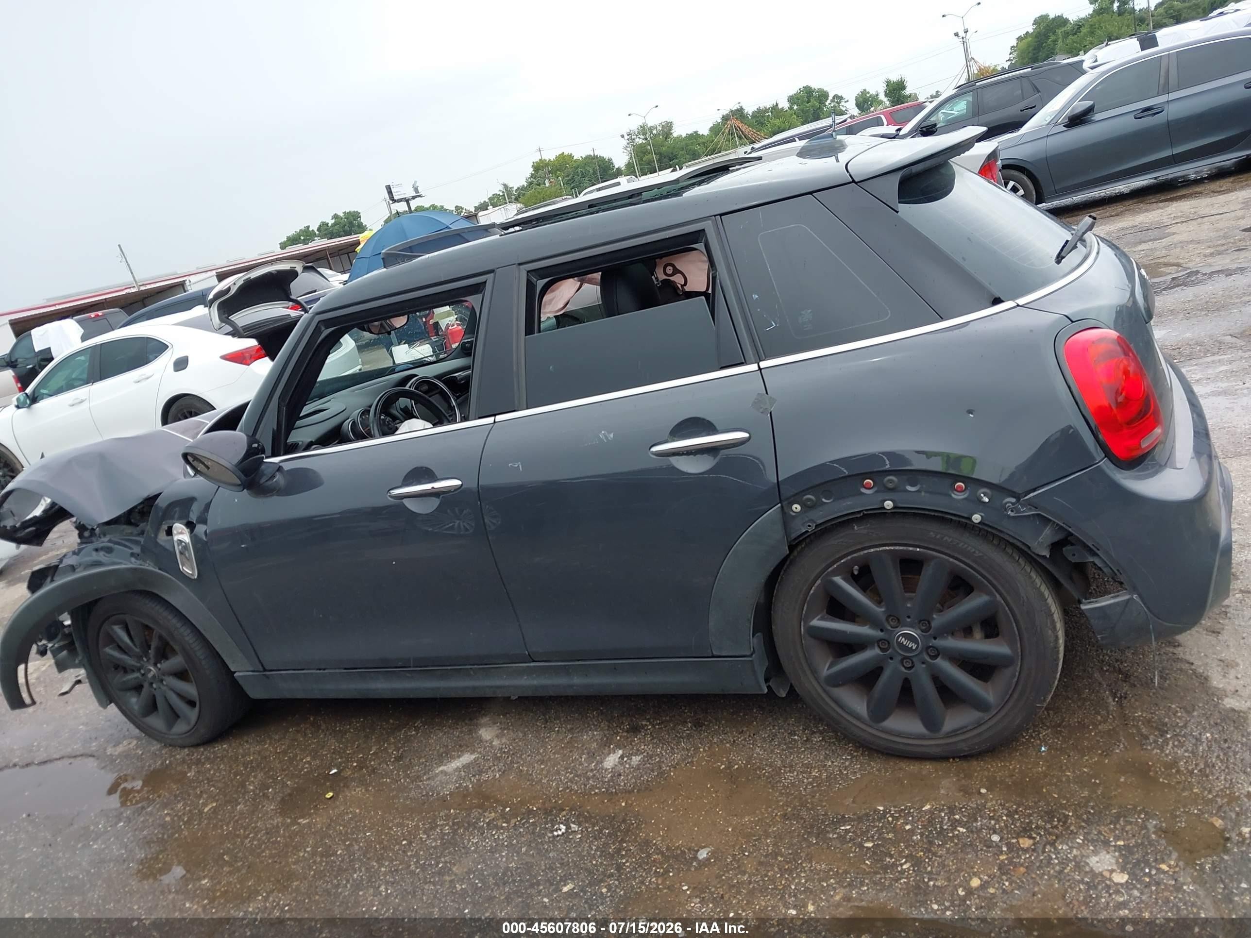 2015 Mini Hardtop Cooper S Gray vin: WMWXU3C52F2B55755