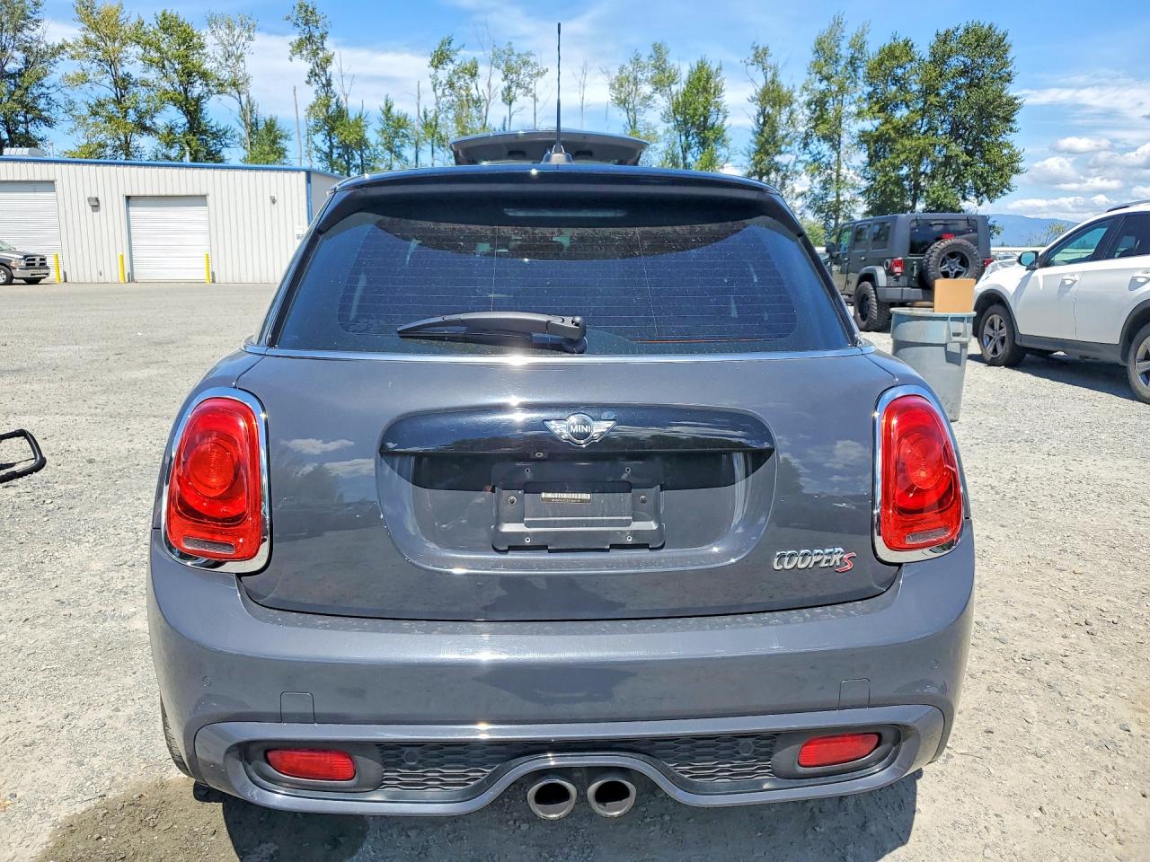 2015 Mini Cooper S Gray vin: WMWXU3C52F2B65797