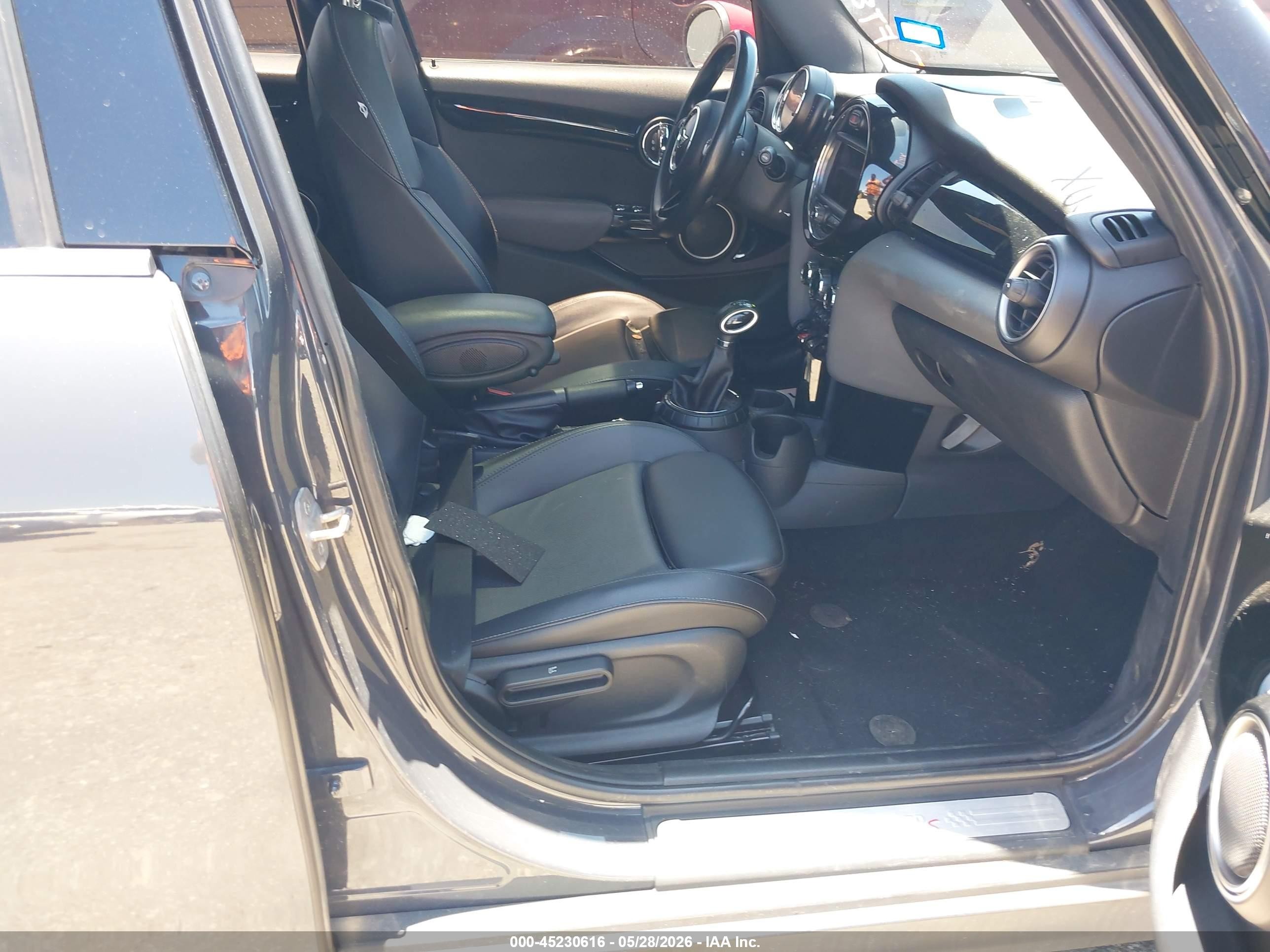 2015 Mini Hardtop Cooper S Gray vin: WMWXU3C52FT891893