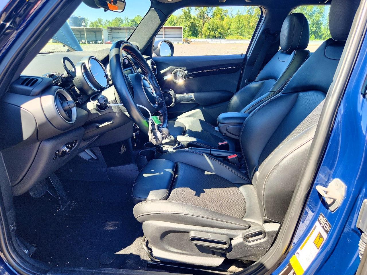 2015 Mini Cooper S Blue vin: WMWXU3C55F2B57127