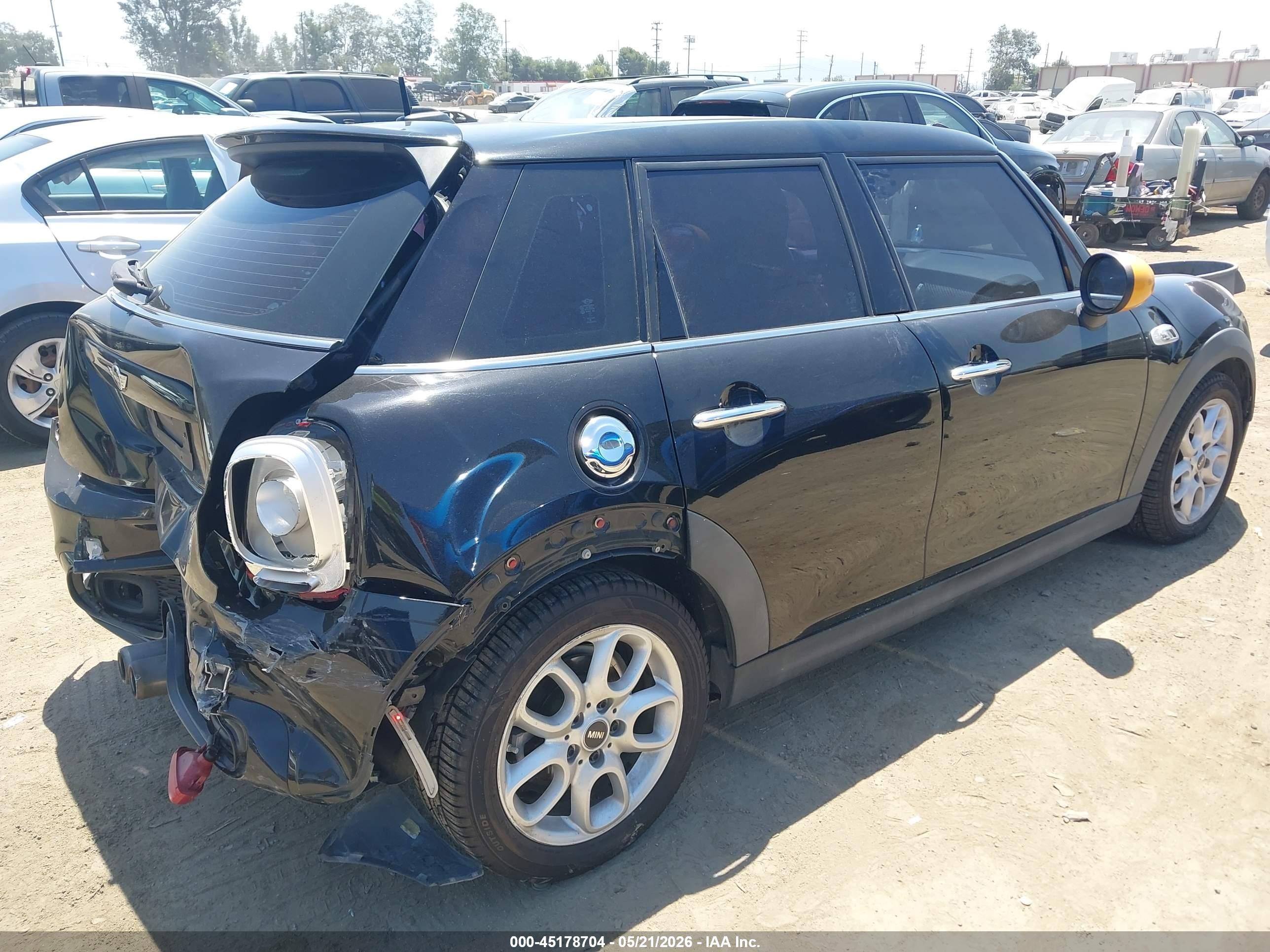 2015 Mini Hardtop Cooper S Black vin: WMWXU3C55F2B66572