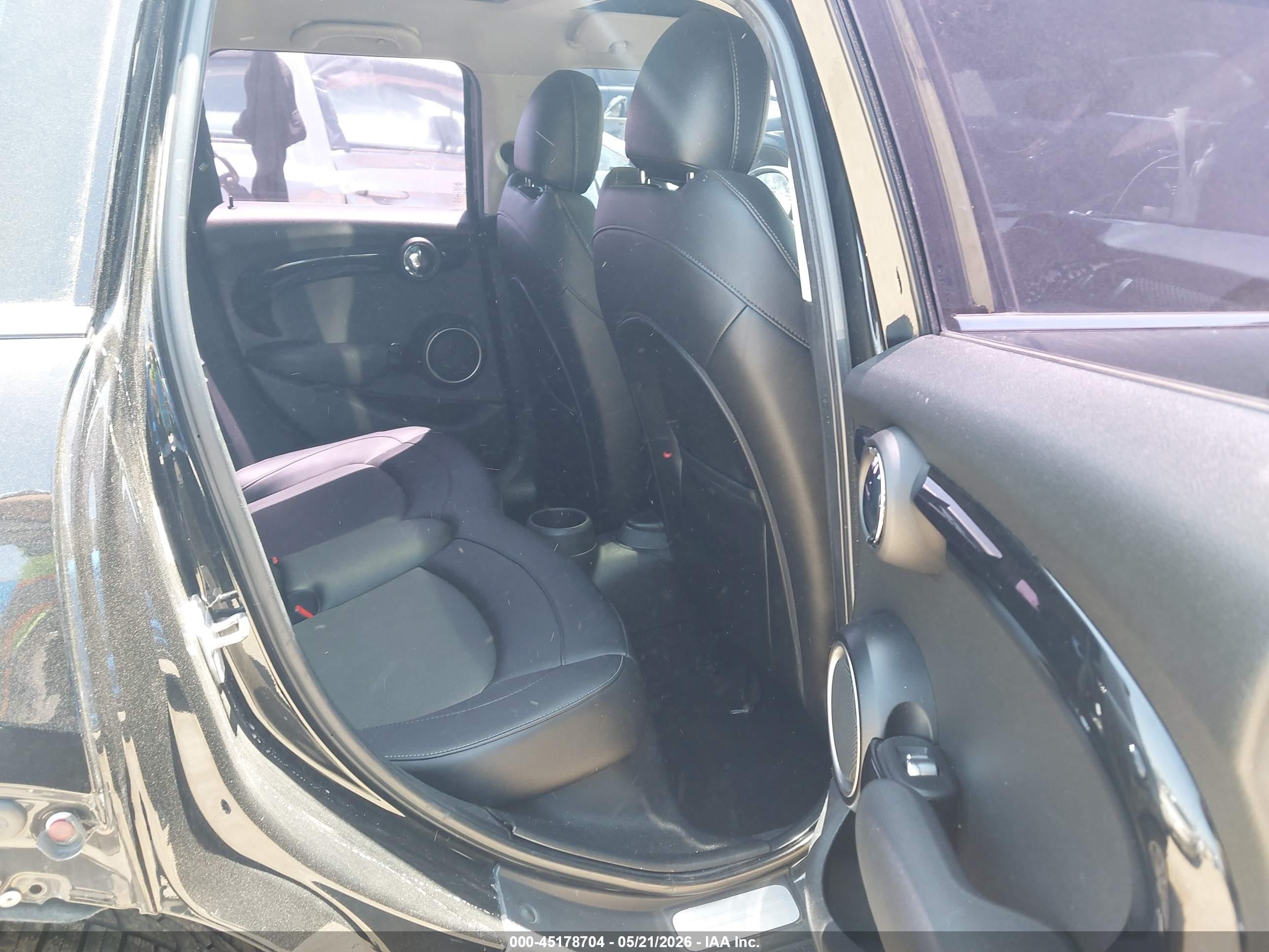 2015 Mini Hardtop Cooper S Black vin: WMWXU3C55F2B66572