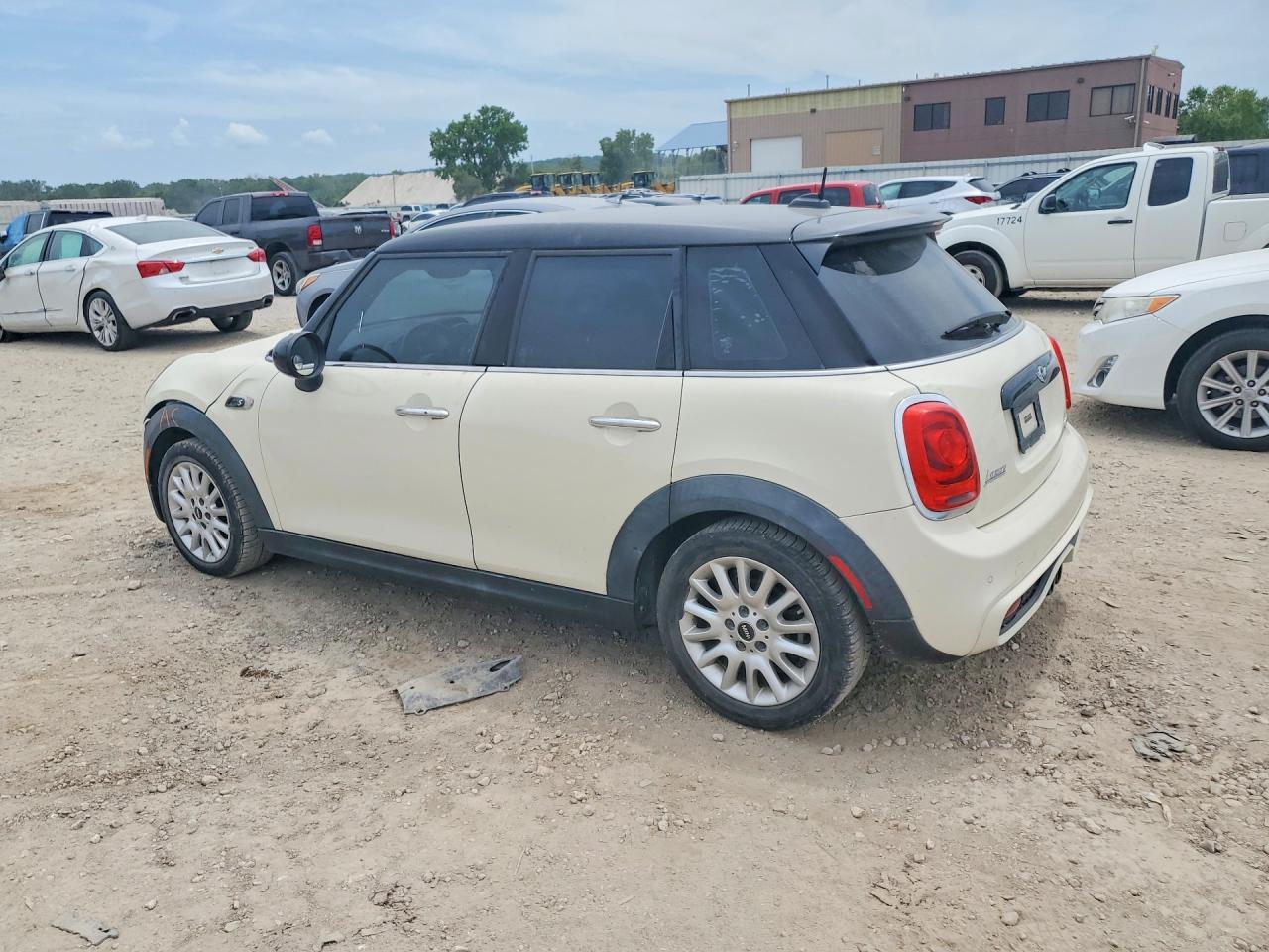 2015 Mini Cooper S Cream vin: WMWXU3C57FT892165