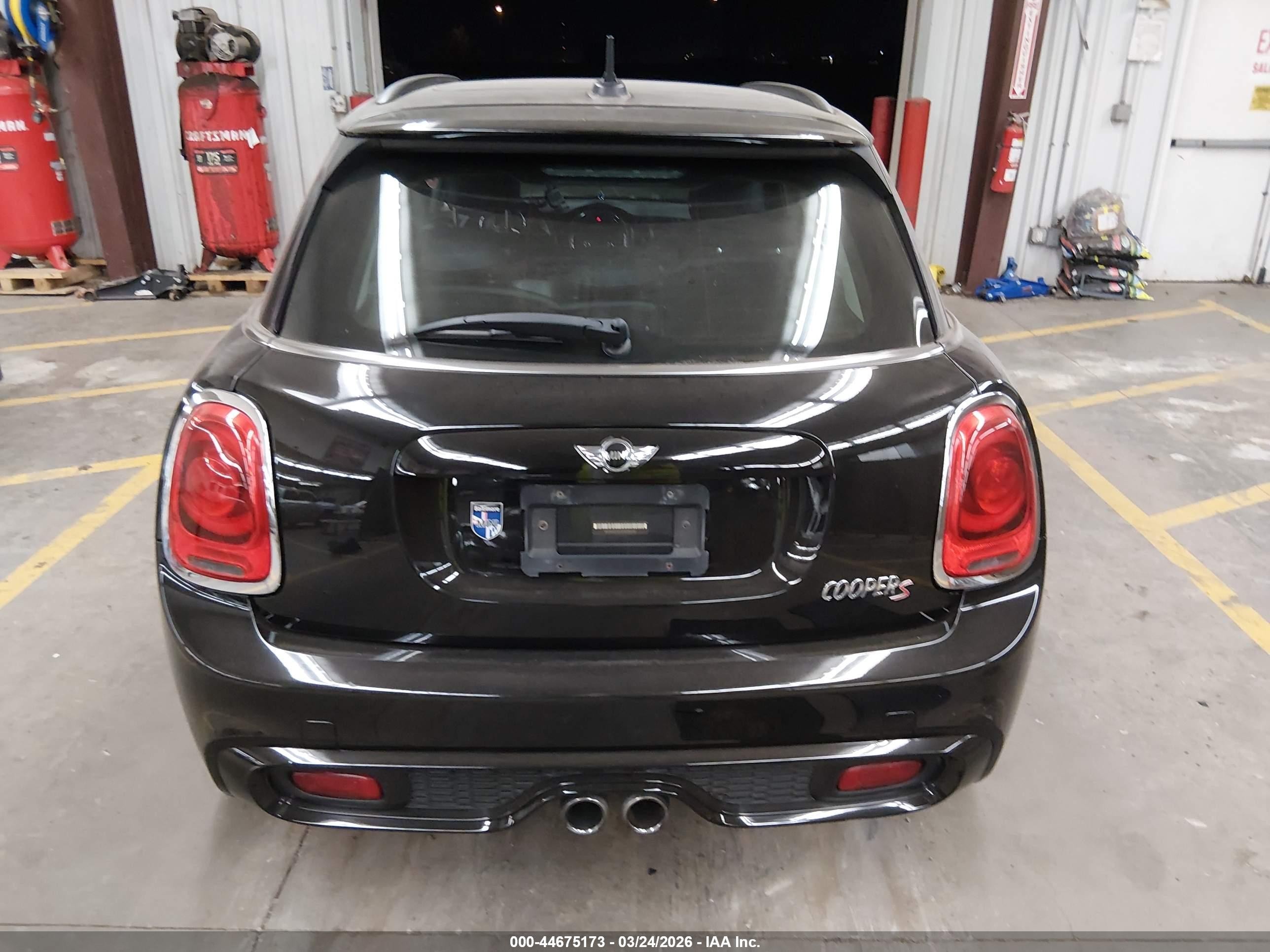 2016 Mini Hardtop Cooper S Black vin: WMWXU3C57G2B63187