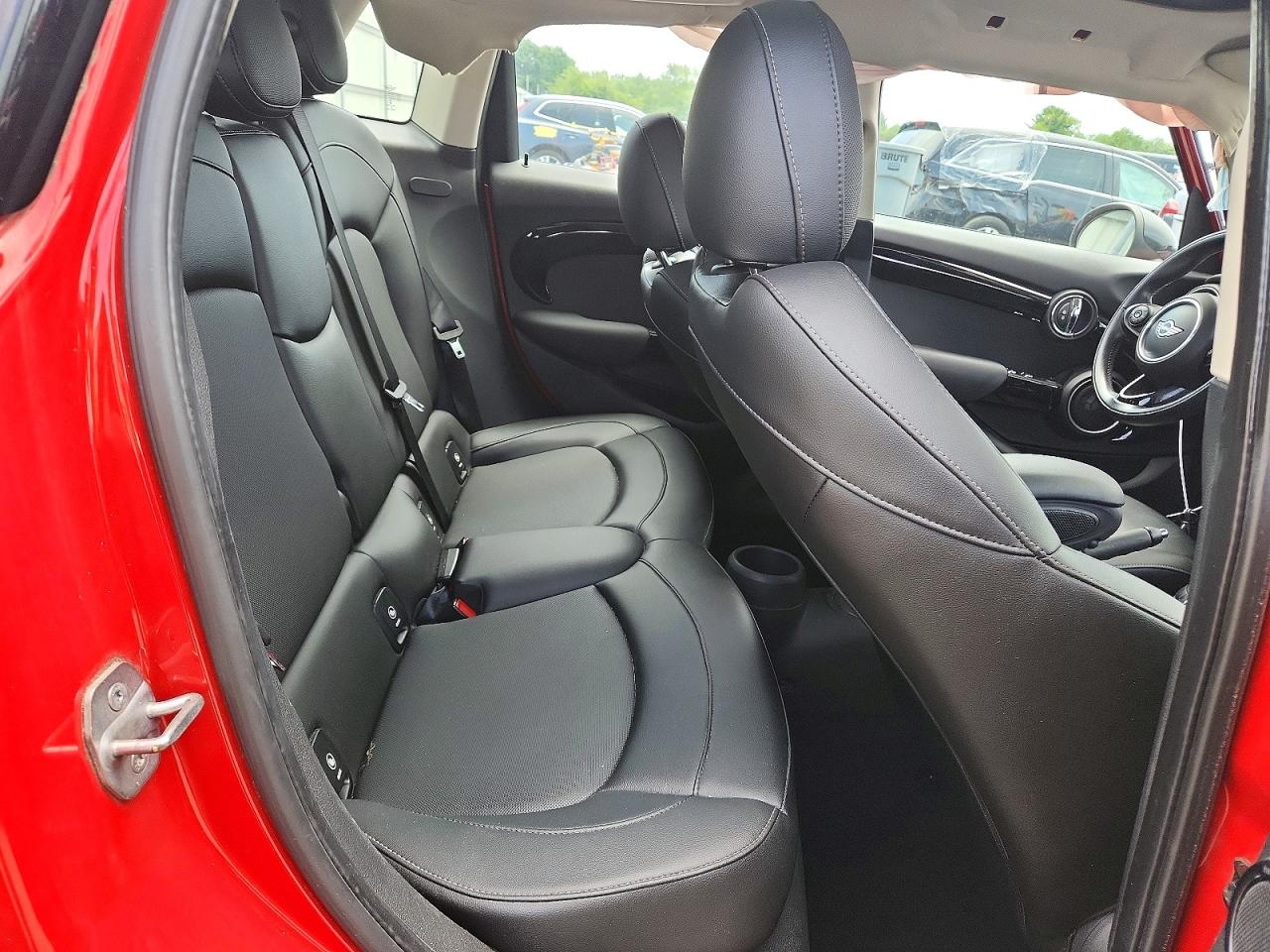 2015 Mini Cooper S Red vin: WMWXU3C59F2B59401