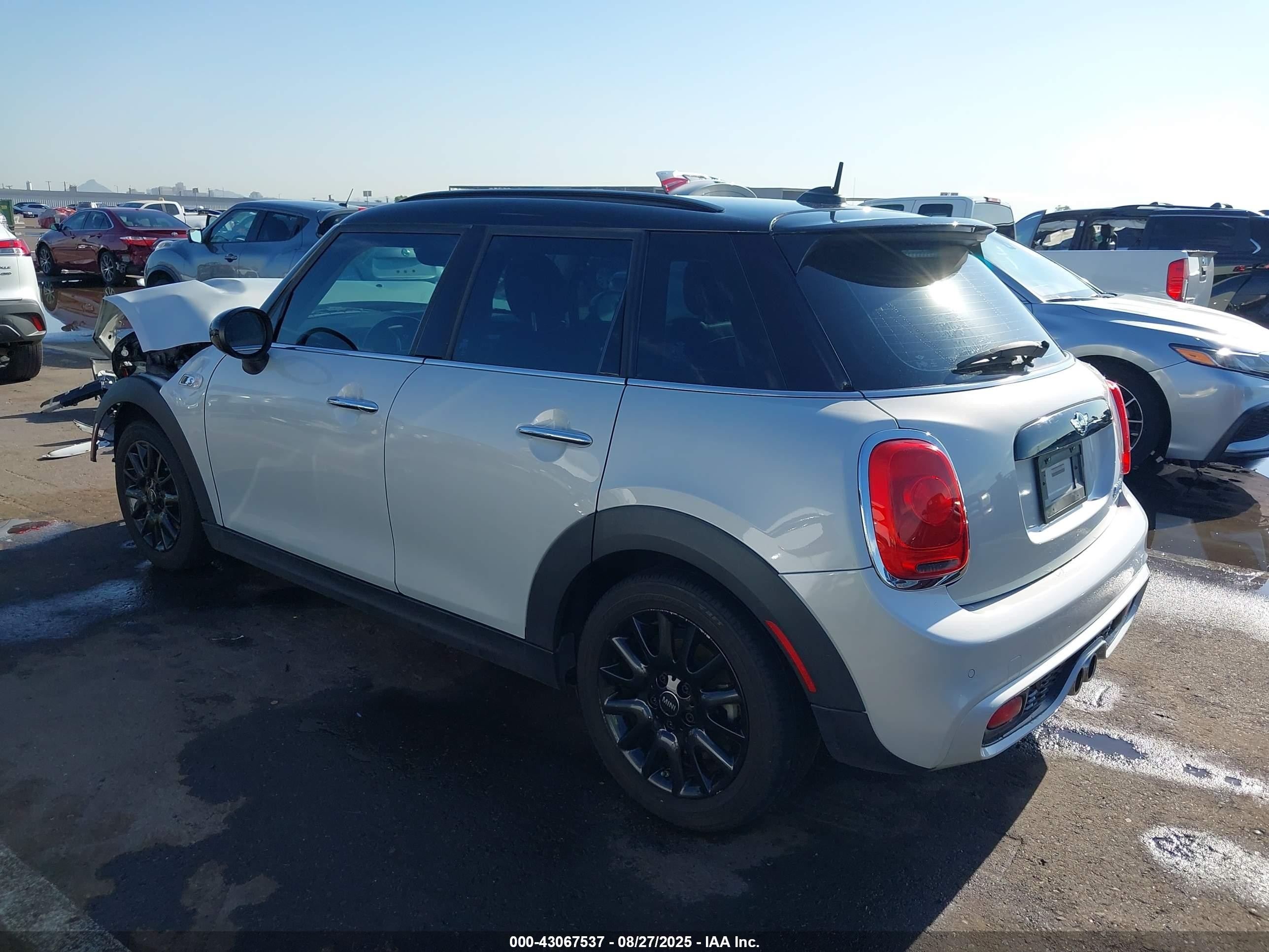 2018 Mini Hardtop Cooper S Серебряный vin: WMWXU3C59J2F51335
