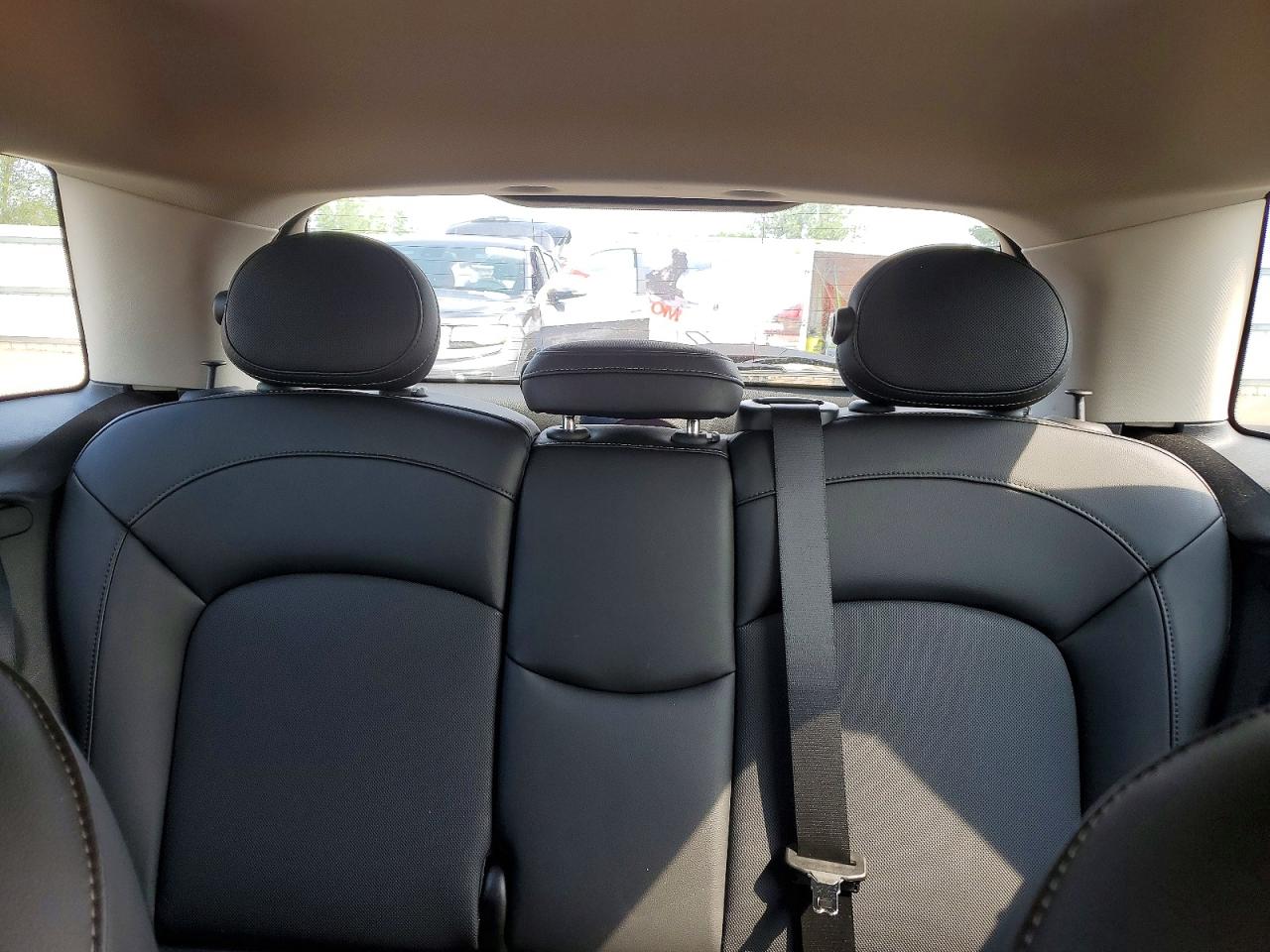 2021 Mini Cooper White vin: WMWXU7C01M2M98286