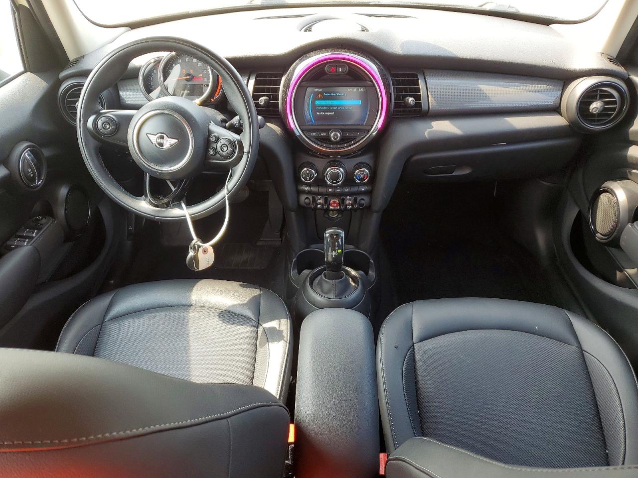 2021 Mini Cooper White vin: WMWXU7C01M2M98286