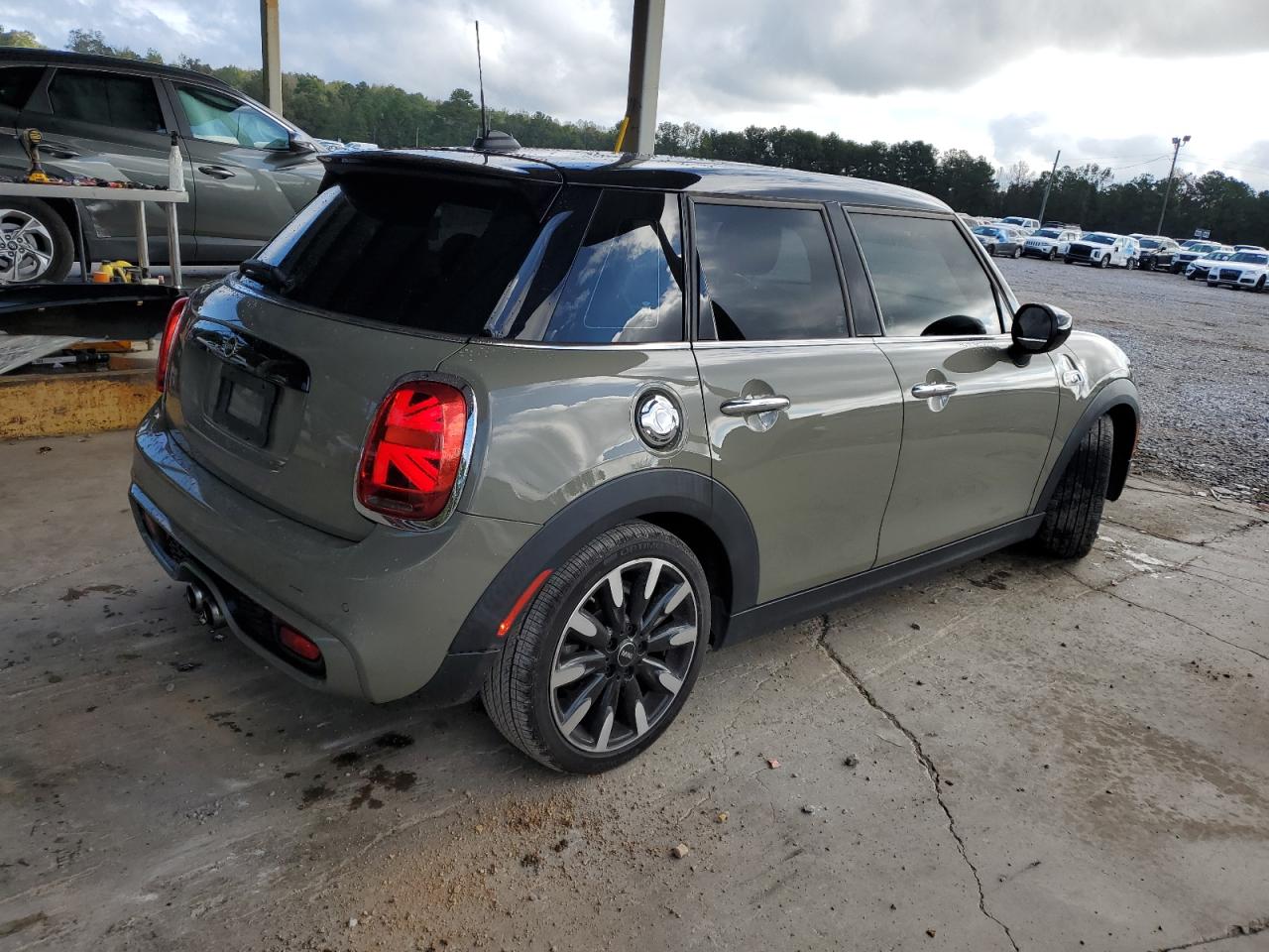 2021 Mini Cooper S Green vin: WMWXU9C01M2M93830