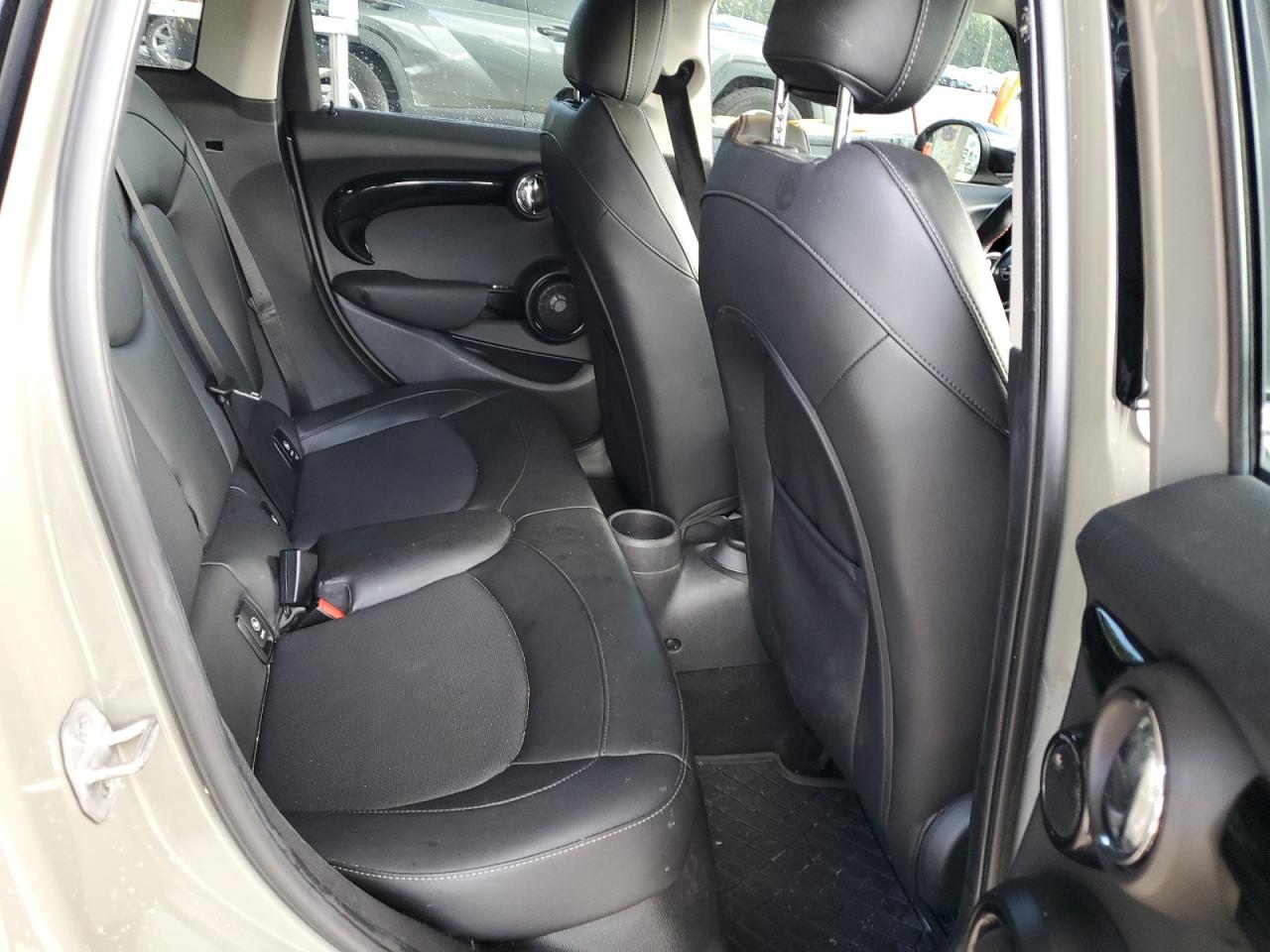 2021 Mini Cooper S Green vin: WMWXU9C01M2M93830