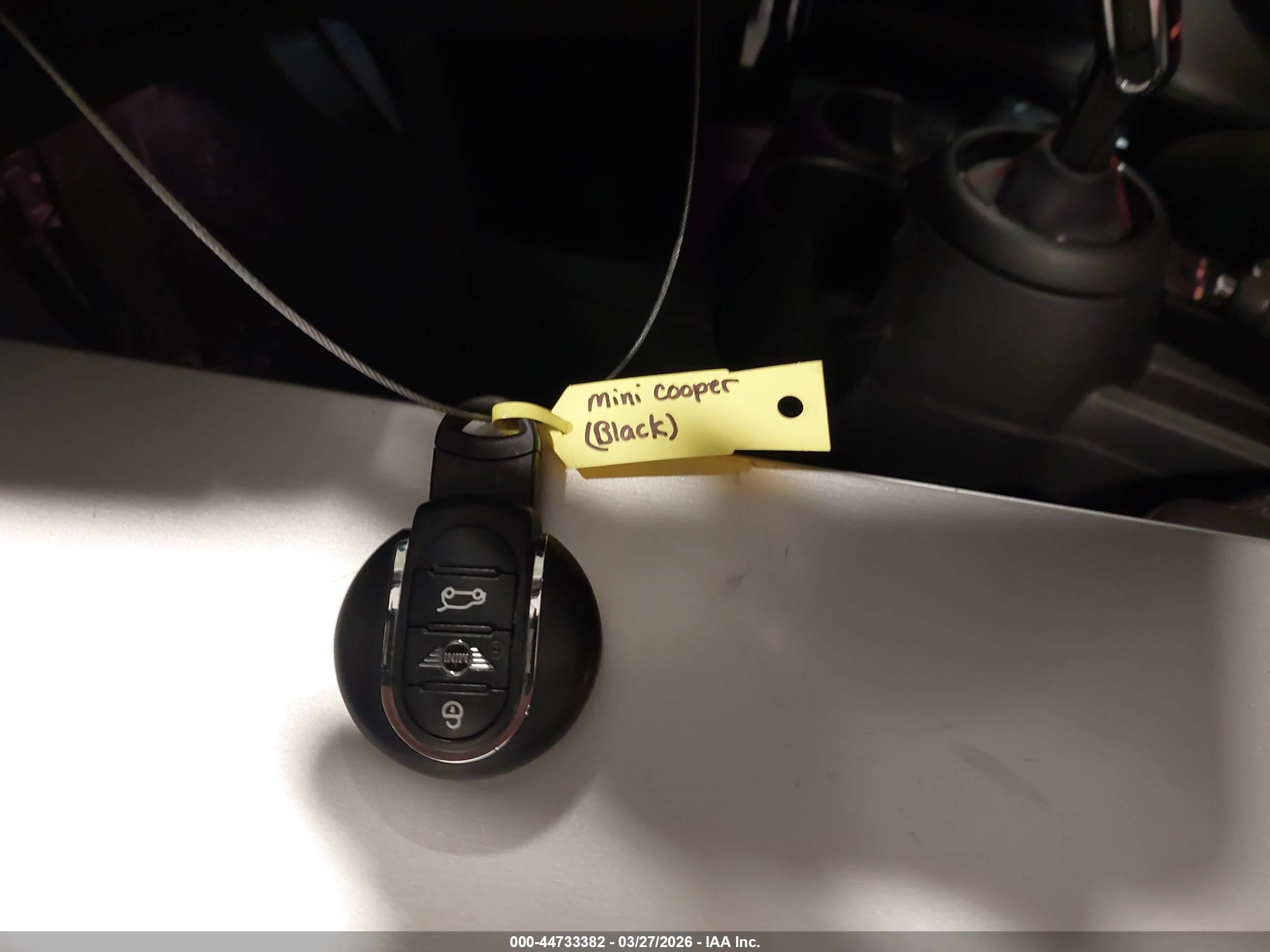 2020 Mini Hardtop Cooper S Black vin: WMWXU9C07L2L76364