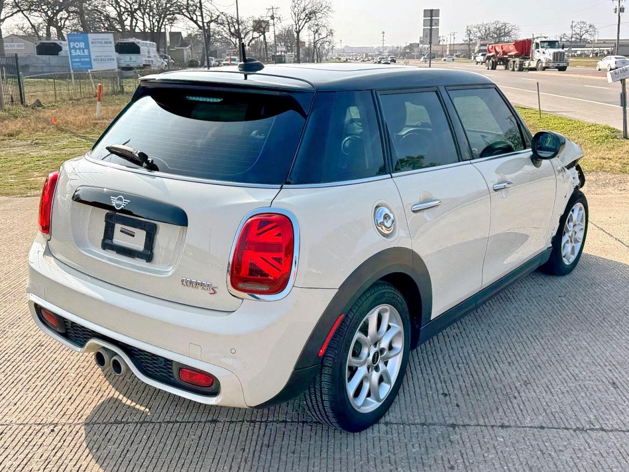 2020 Mini Cooper S White vin: WMWXU9C0XL2L64693