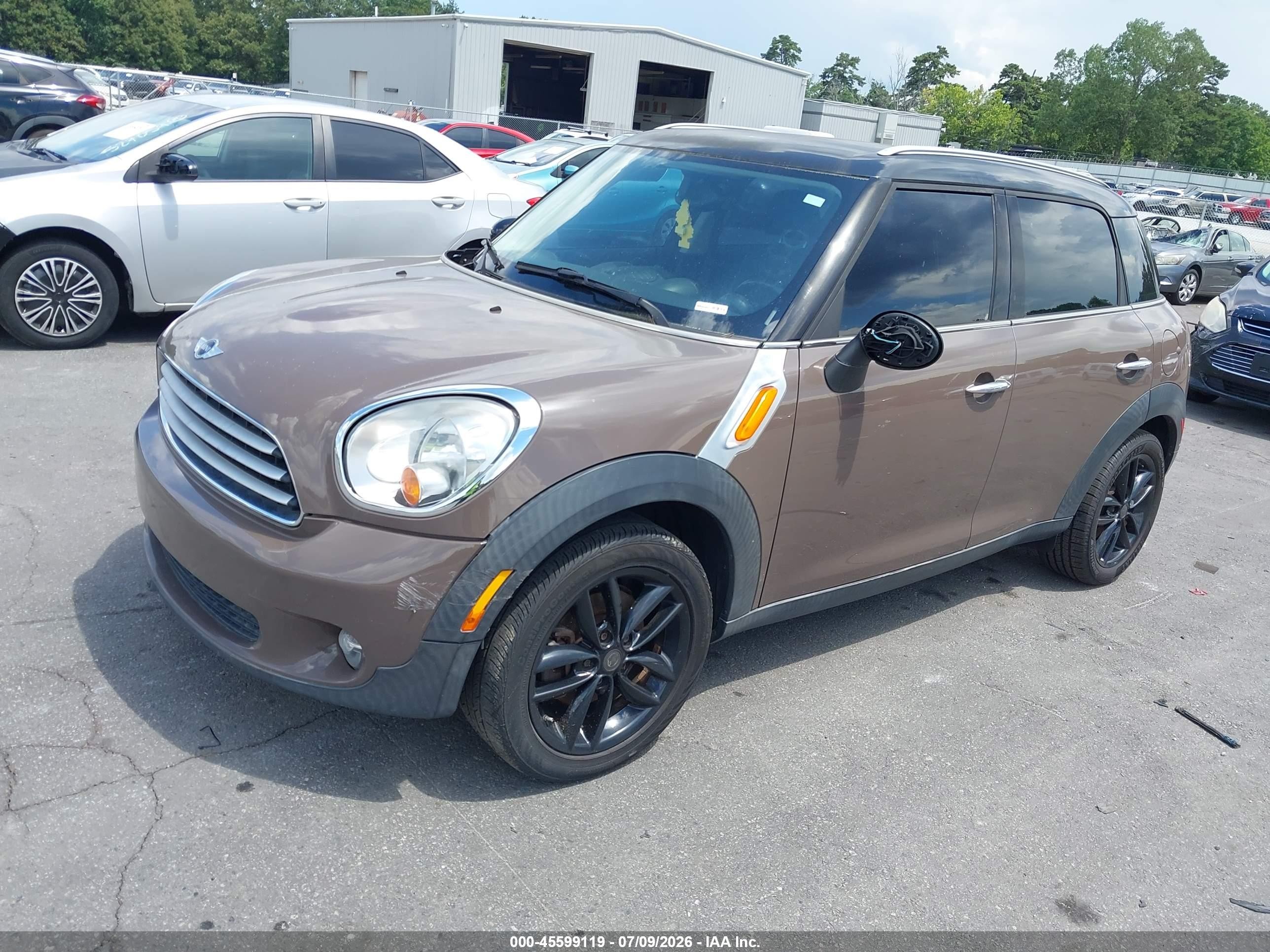 2012 Mini Cooper Countryman   Brown vin: WMWZB3C50CWM02836