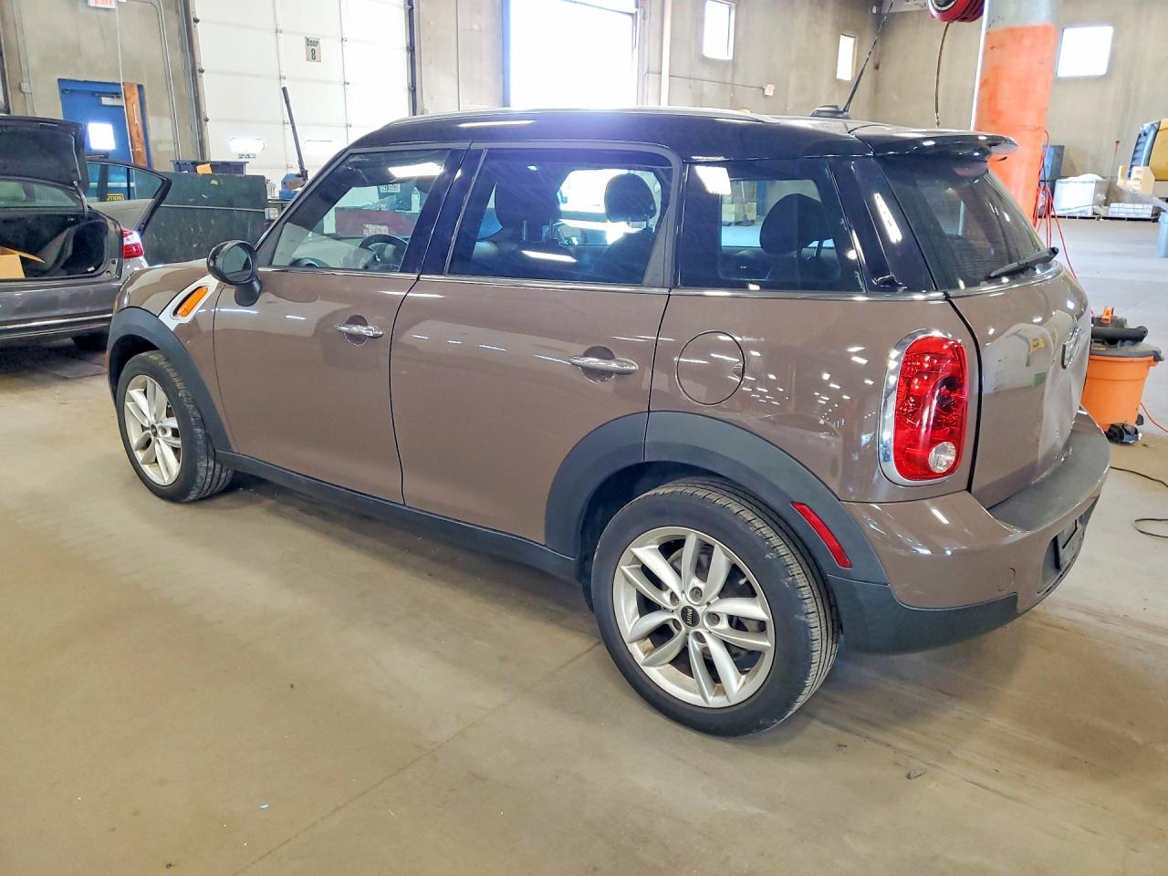 2012 Mini Cooper Brown vin: WMWZB3C50CWM03422