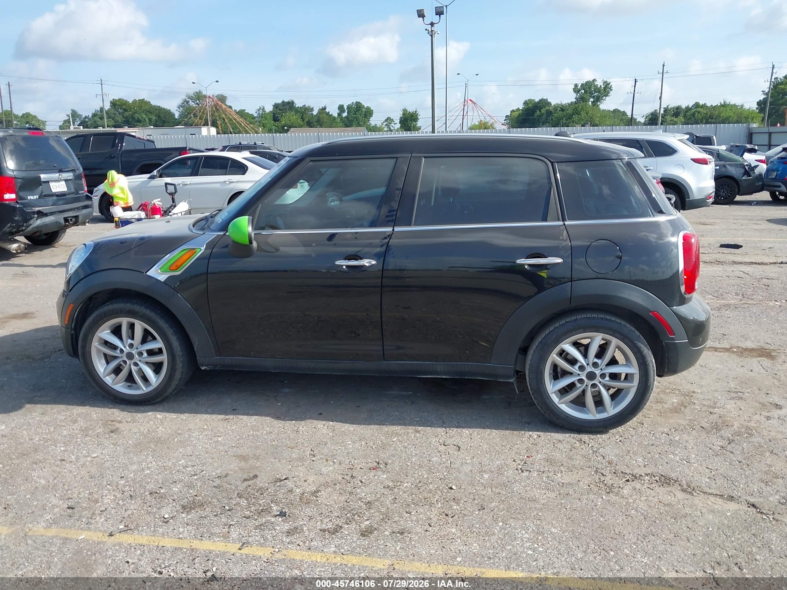 2014 Mini Countryman Cooper Gray vin: WMWZB3C50EWM32664