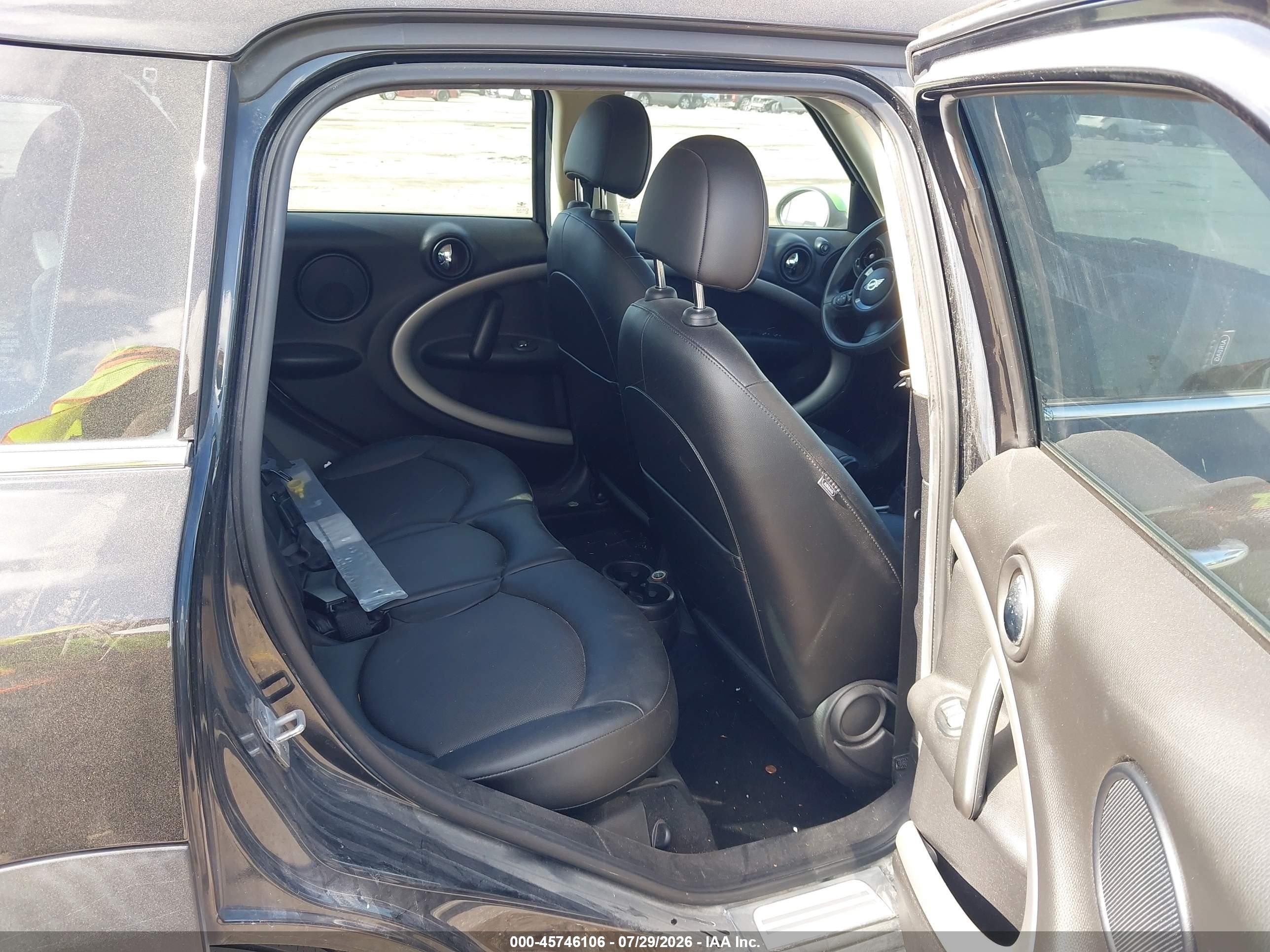 2014 Mini Countryman Cooper Gray vin: WMWZB3C50EWM32664
