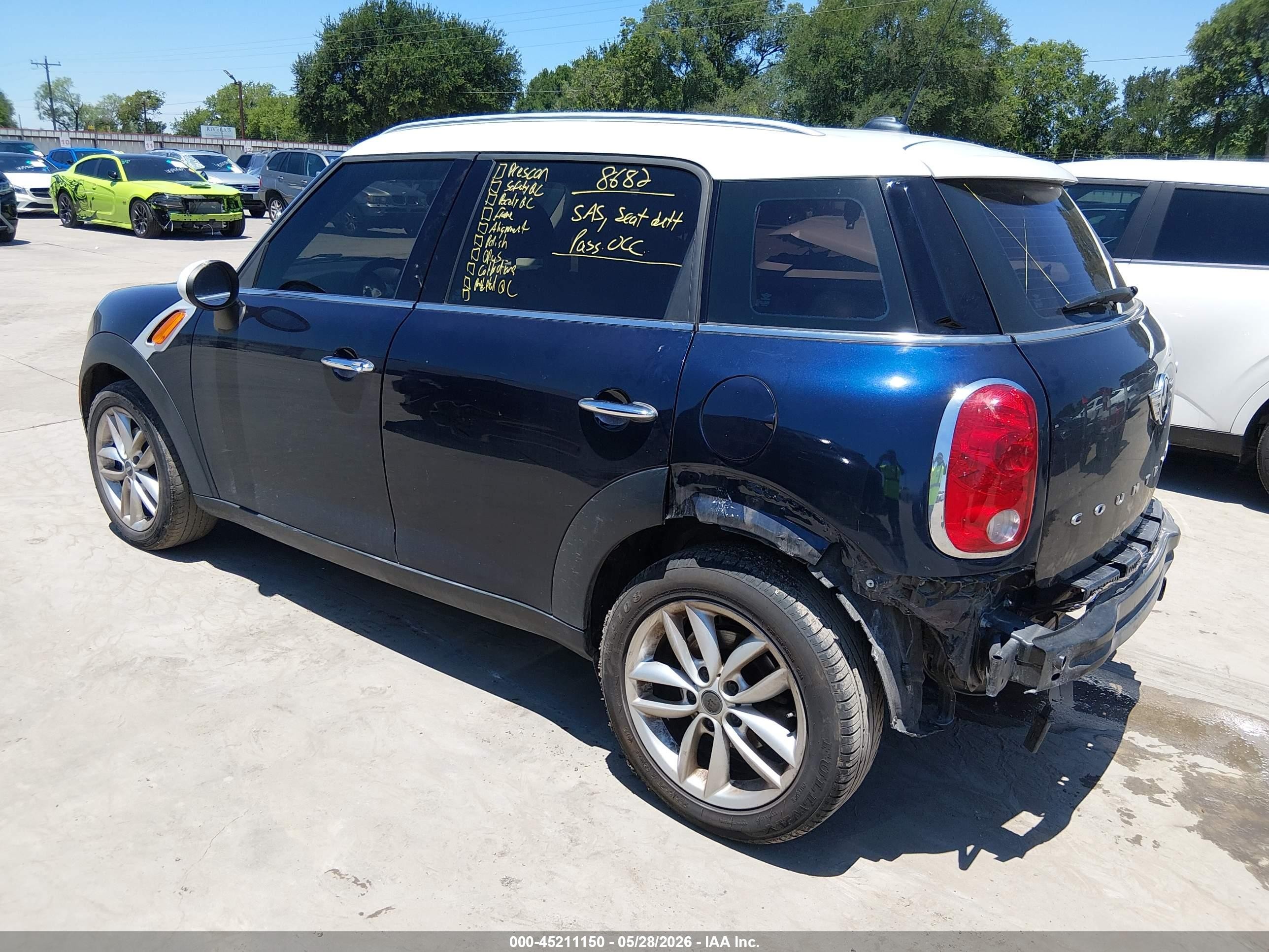 2014 Mini Countryman Cooper Dark Blue vin: WMWZB3C50EWR38334