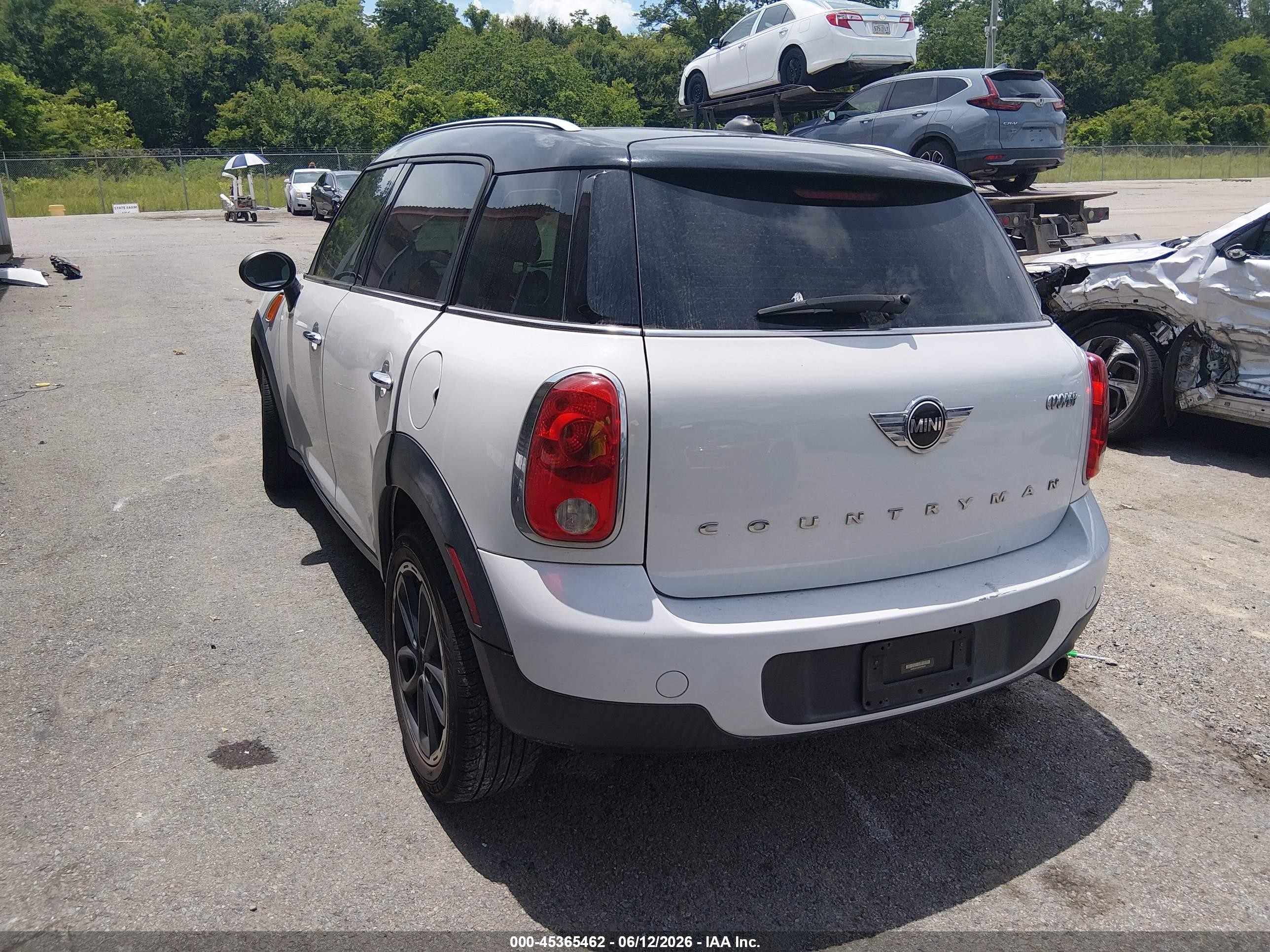2015 Mini Countryman Cooper Белый vin: WMWZB3C50FWR46340