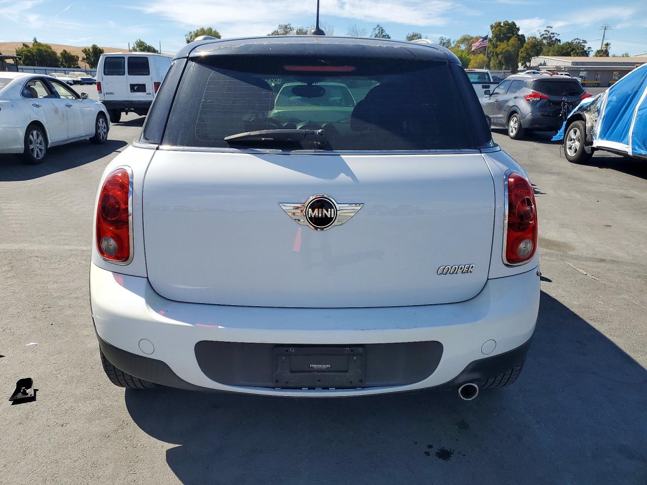 2013 Mini Cooper Countryman Two Tone vin: WMWZB3C51DWM07707