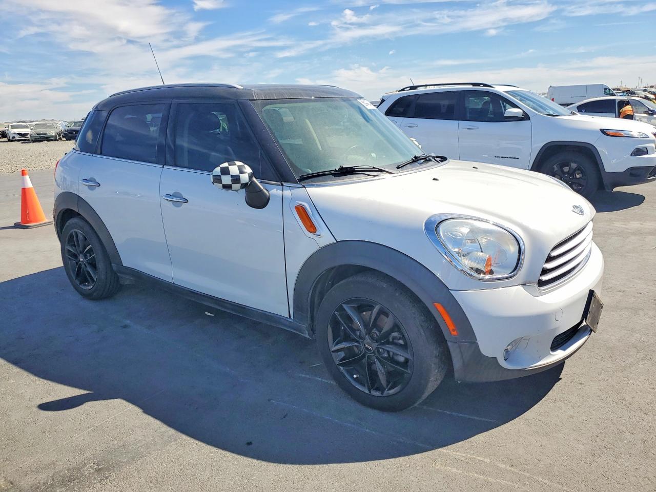 2013 Mini Cooper Countryman Two Tone vin: WMWZB3C51DWM07707