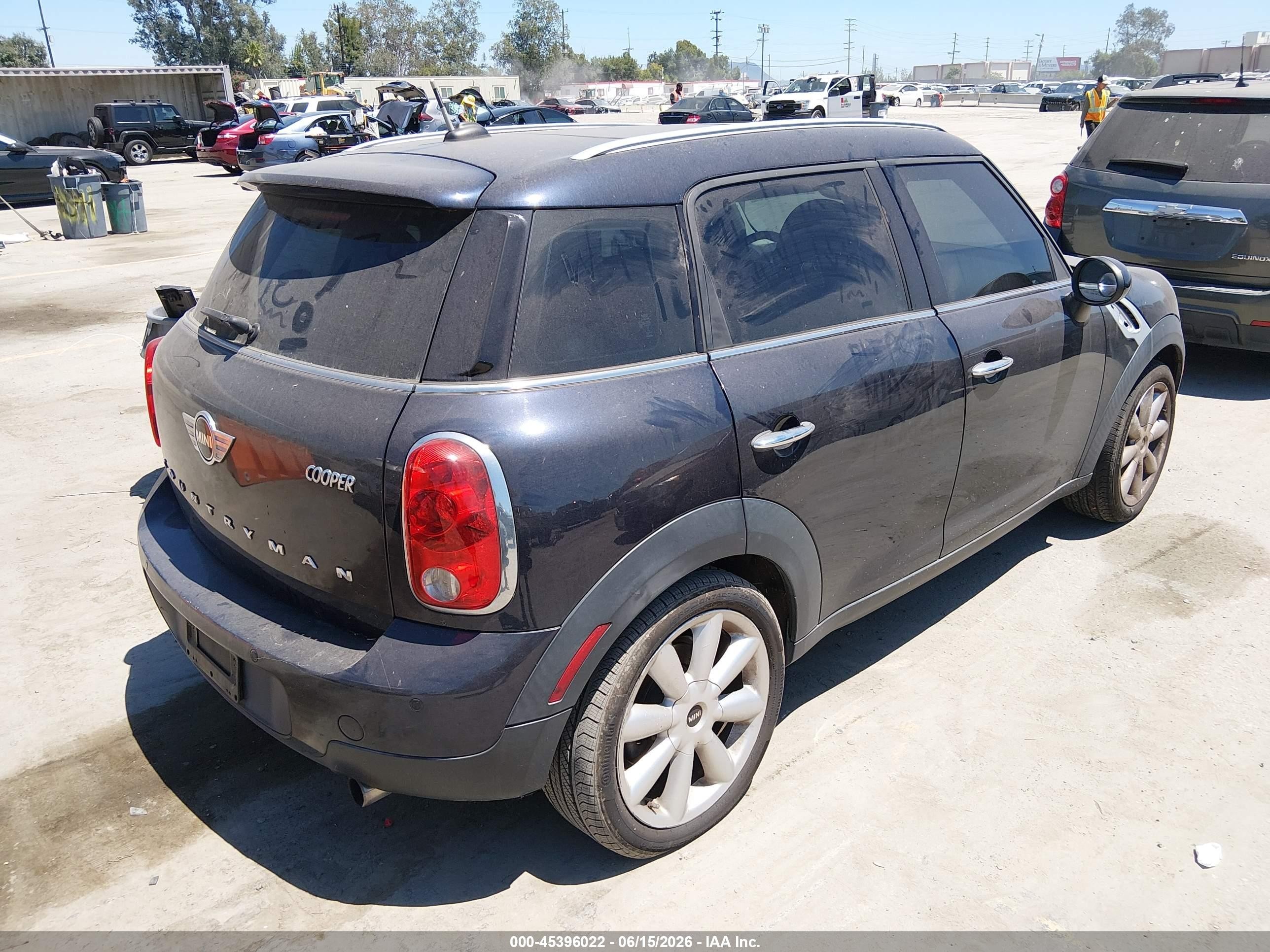 2015 Mini Countryman Cooper Navy vin: WMWZB3C51FWR46475