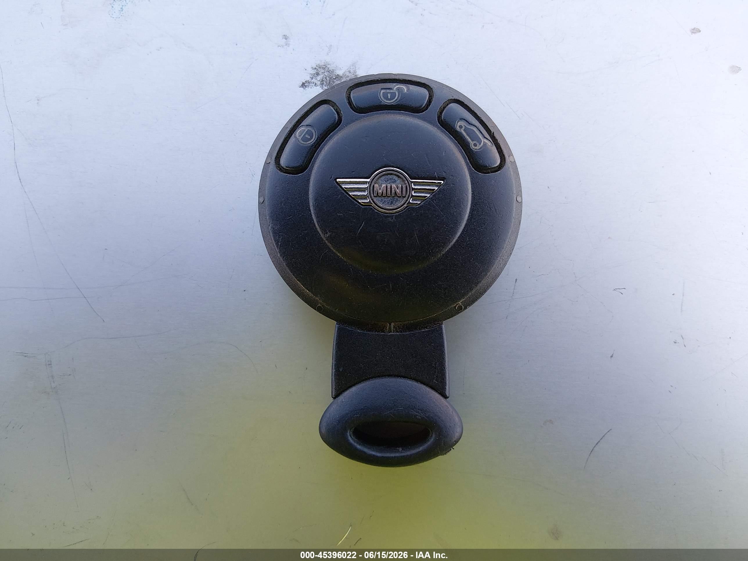 2015 Mini Countryman Cooper Navy vin: WMWZB3C51FWR46475