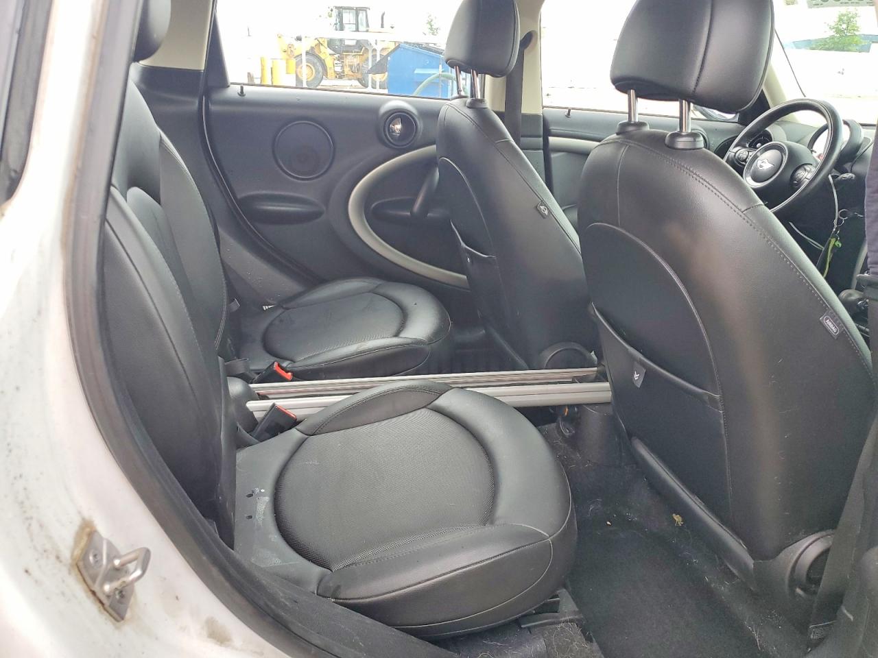 2012 Mini Cooper Countryman White vin: WMWZB3C52CWM03017
