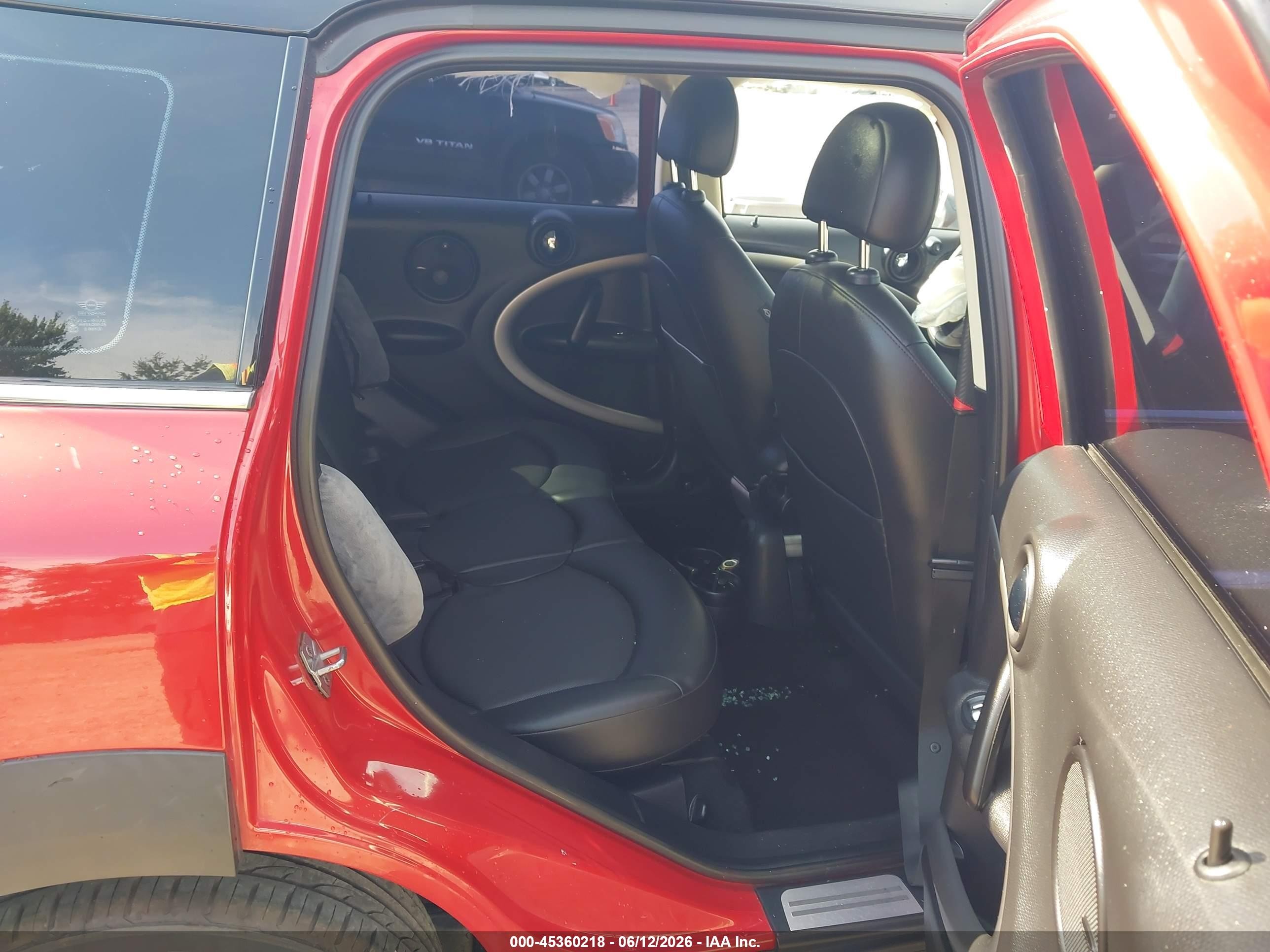 2014 Mini Countryman Cooper Red vin: WMWZB3C52EWR39064