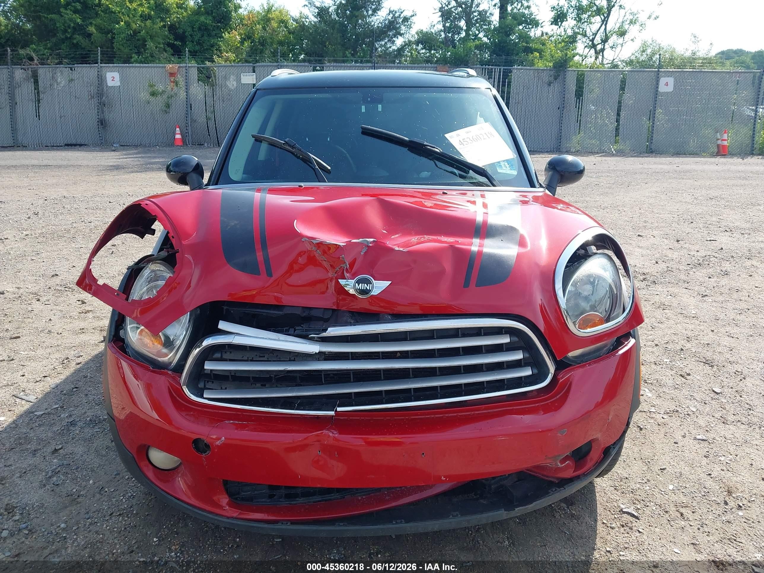 2014 Mini Countryman Cooper Red vin: WMWZB3C52EWR39064