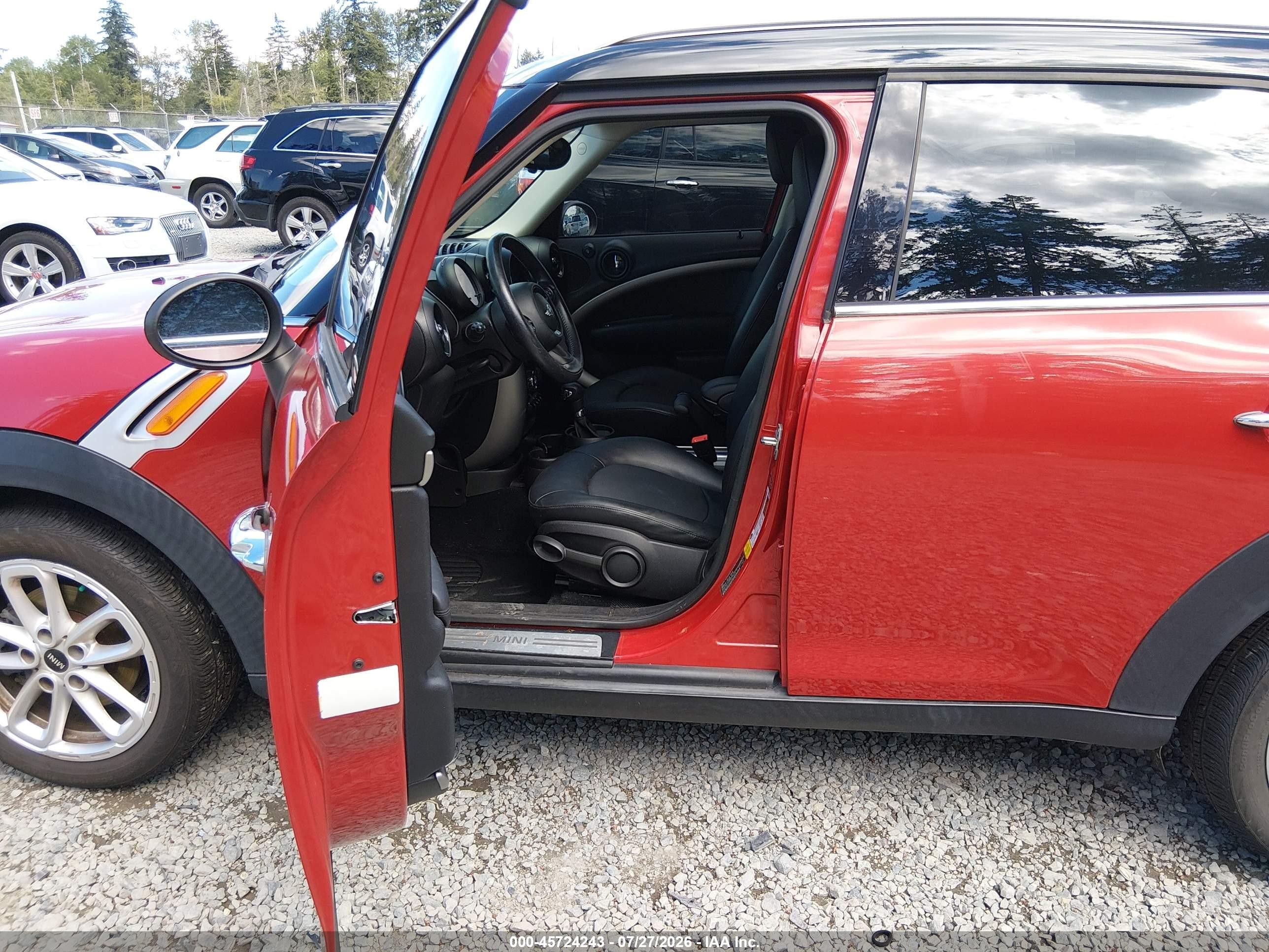 2015 Mini Countryman Cooper Красный vin: WMWZB3C52FWR44959
