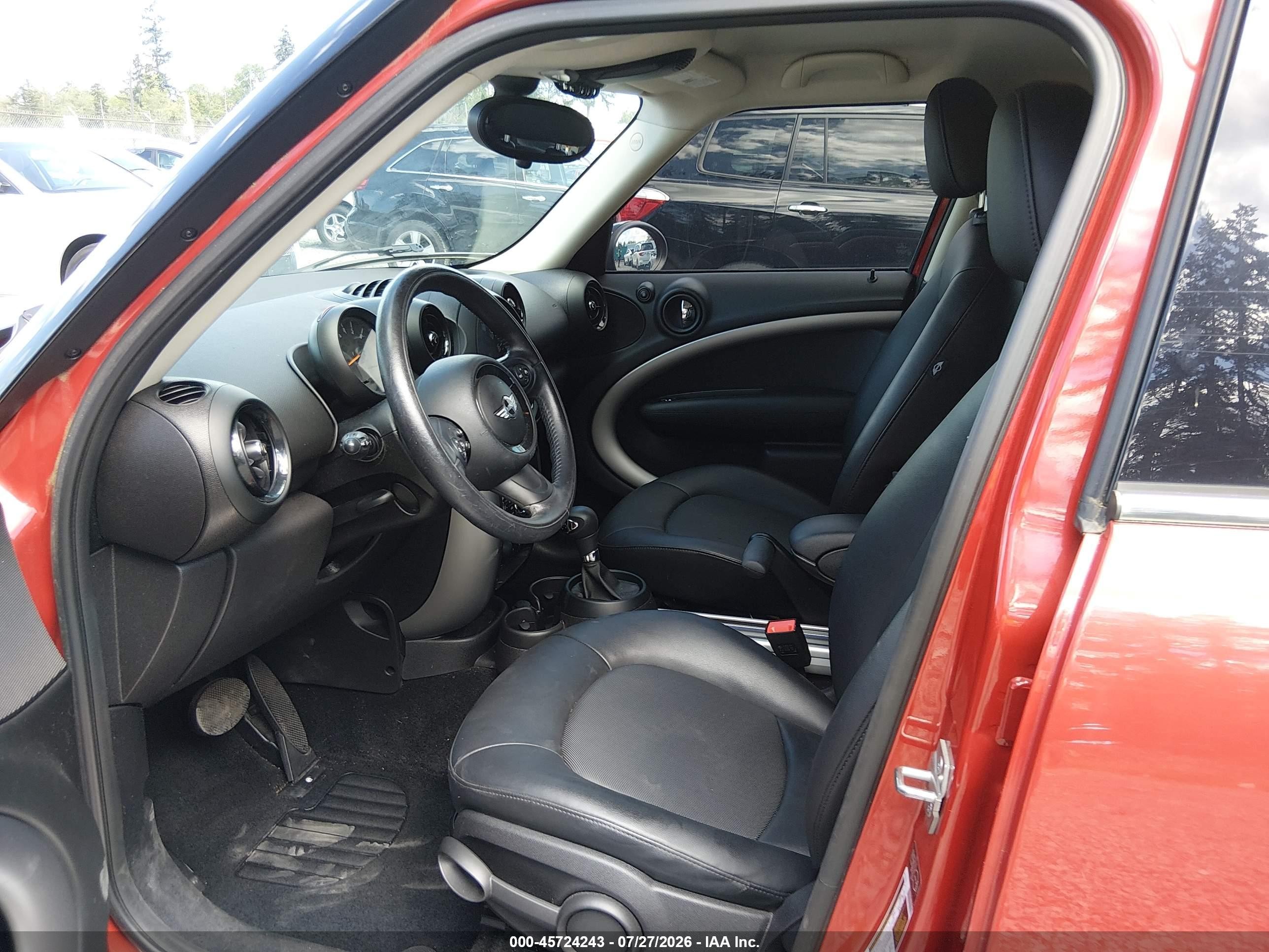 2015 Mini Countryman Cooper Красный vin: WMWZB3C52FWR44959