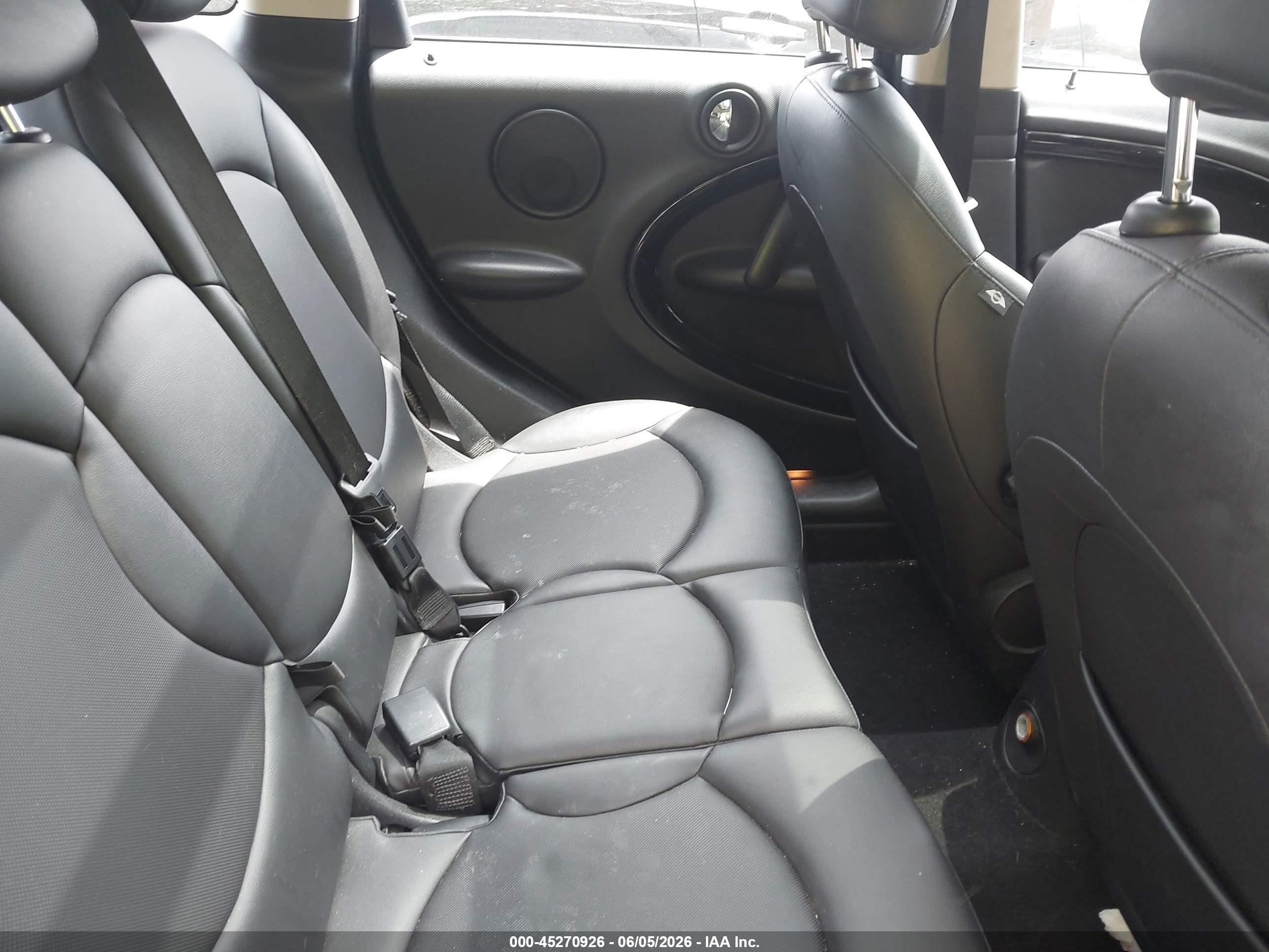 2013 Mini Countryman Cooper Blue vin: WMWZB3C53DWR35832