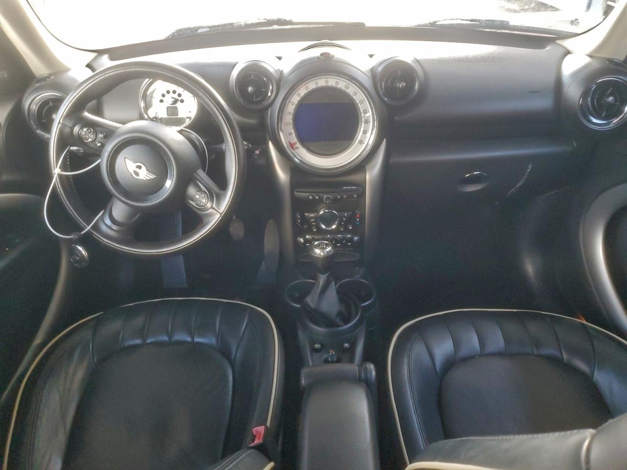 2014 Mini Cooper Countryman Red vin: WMWZB3C53EWM32495